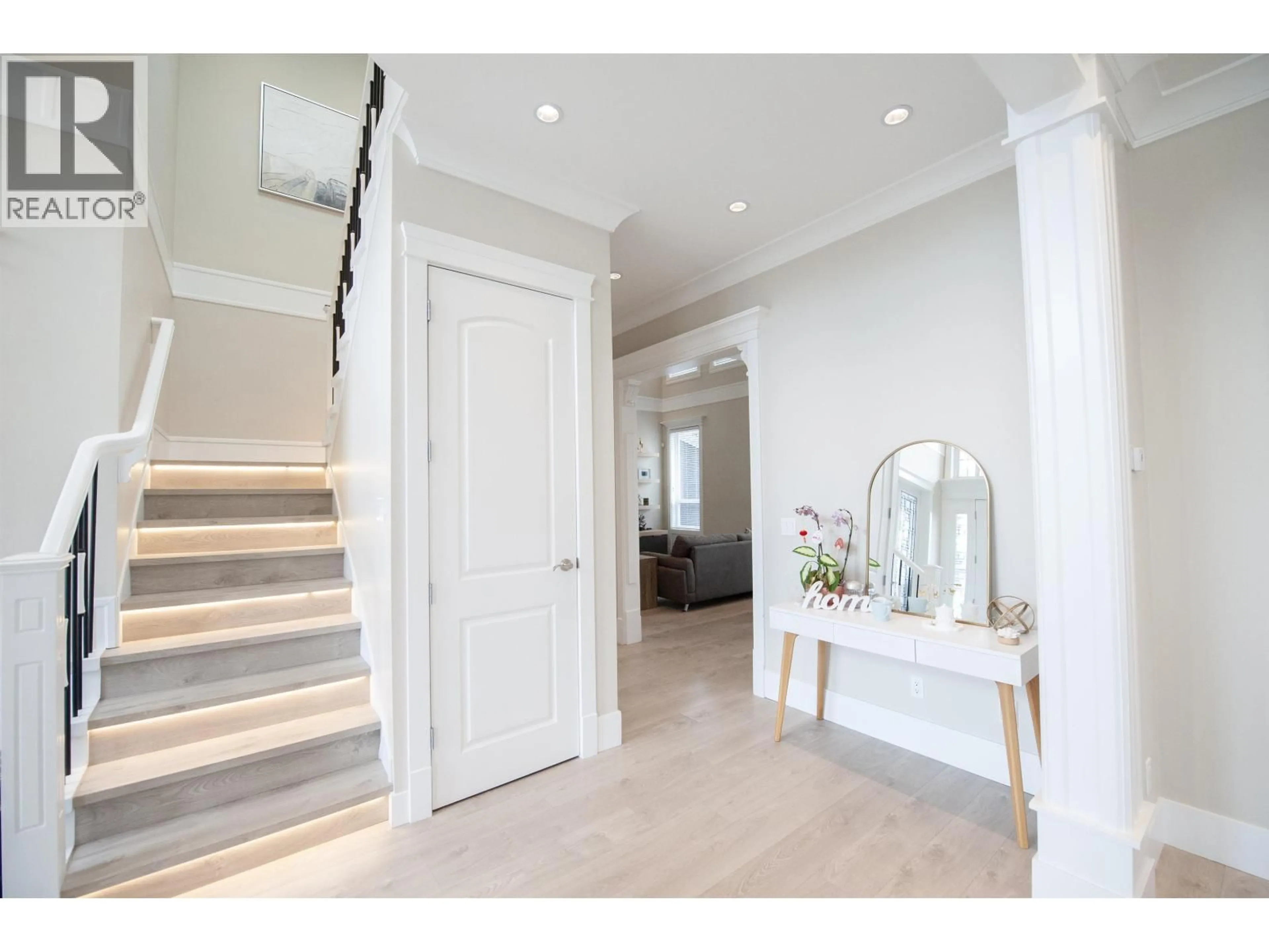 Indoor entryway for 11311 SEATON ROAD, Richmond British Columbia V7A3G4