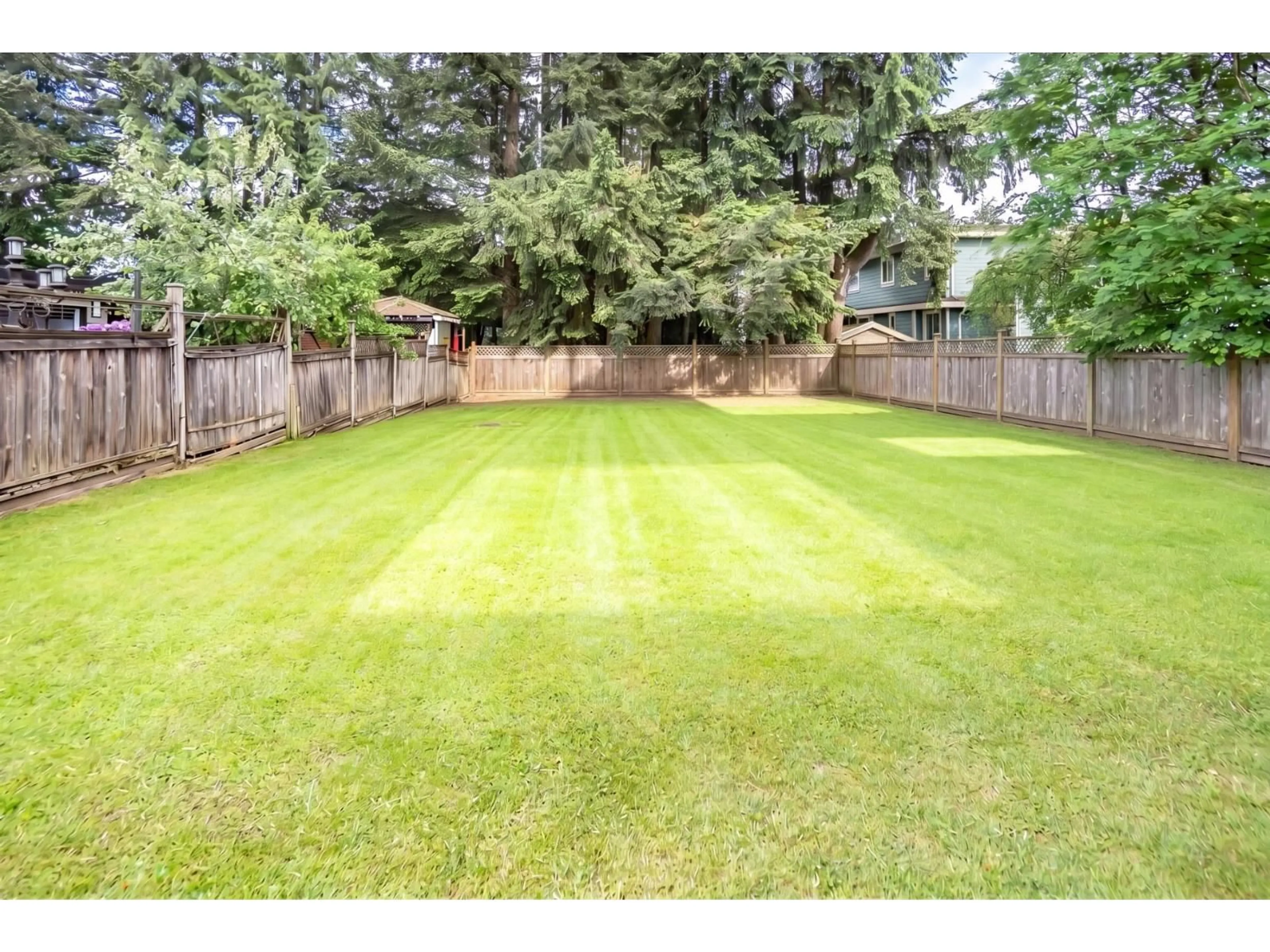 Patio, unknown for 11632 82 AVE AVENUE, Delta British Columbia V4C2C4