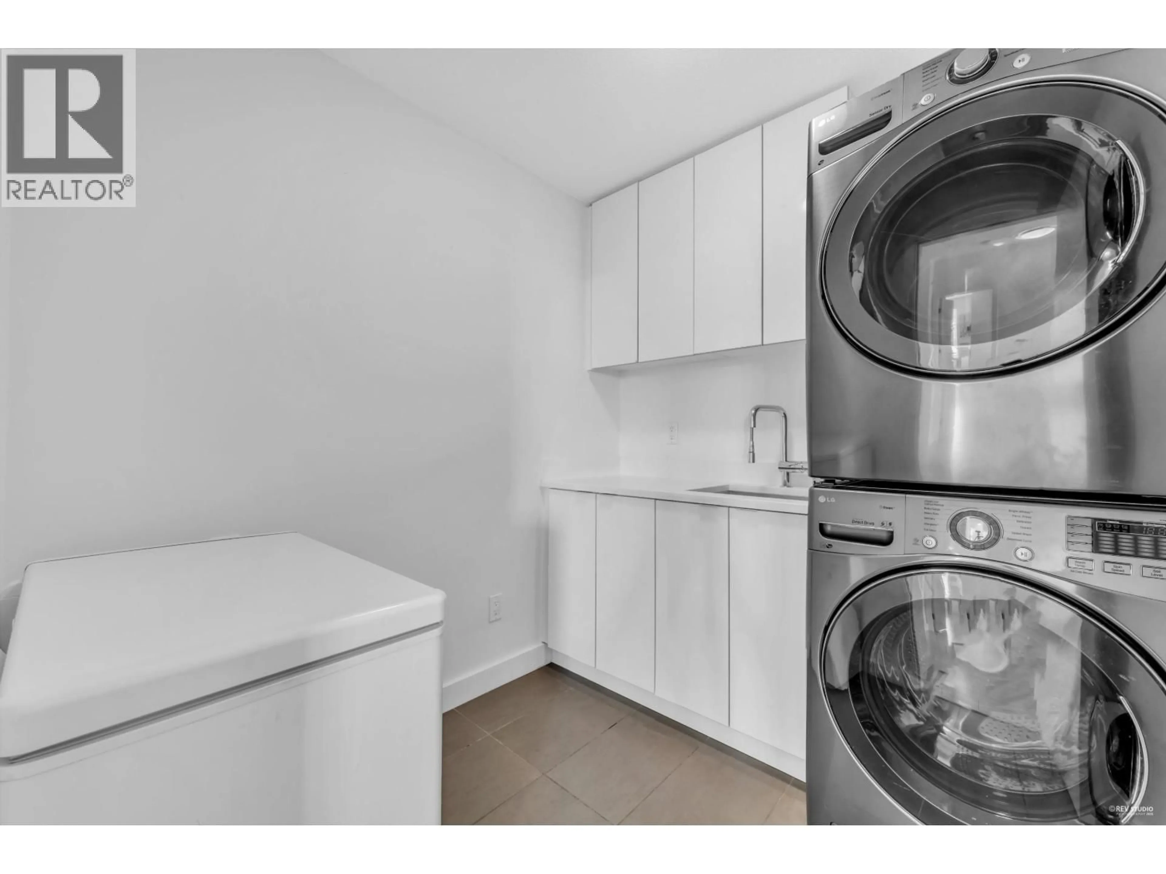 Unknown for 408 - 1621 HAMILTON AVENUE, North Vancouver British Columbia V7P0B6