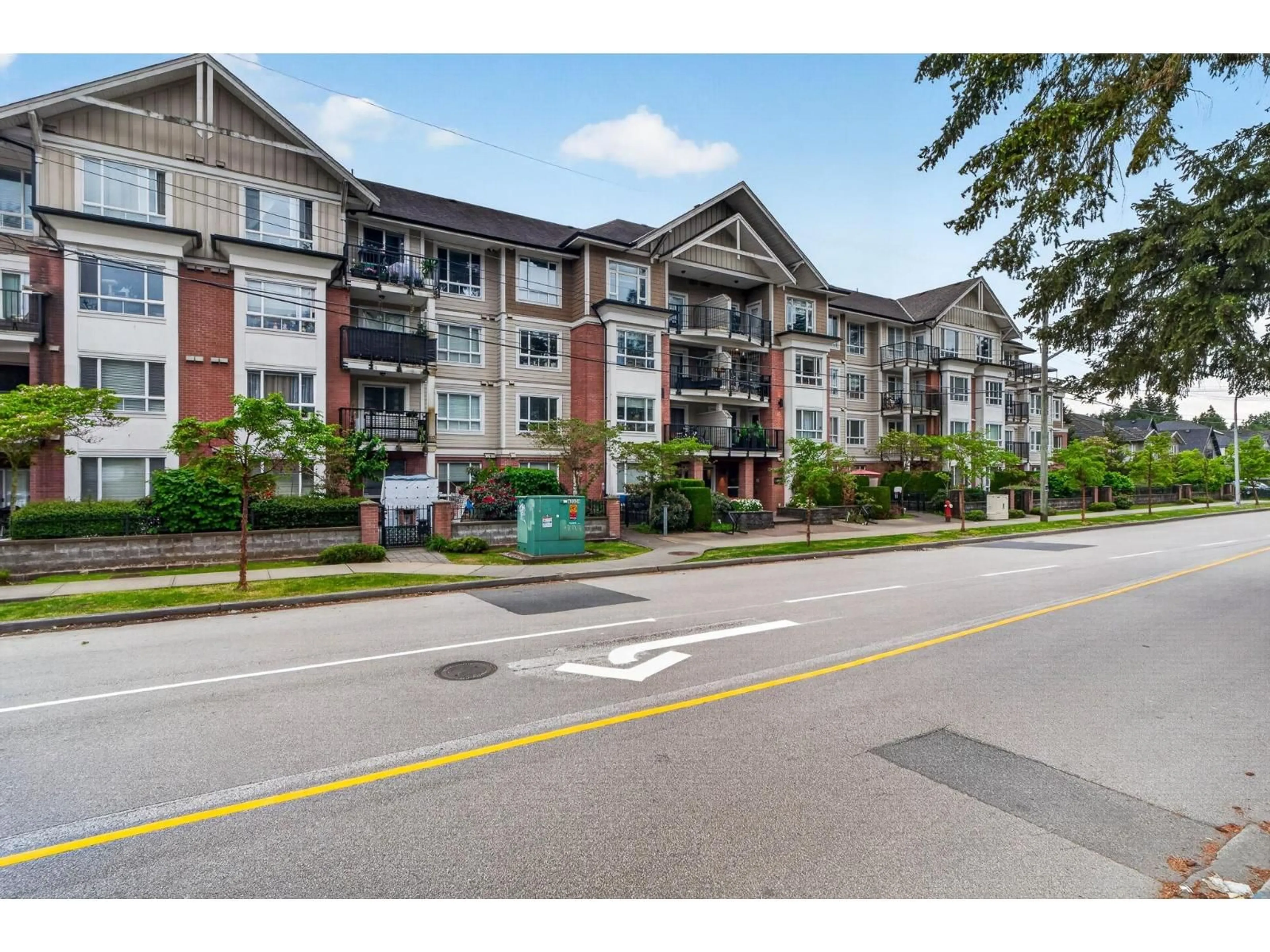 Unknown for 104 - 14960 102A AVENUE, Surrey British Columbia V3R6A3