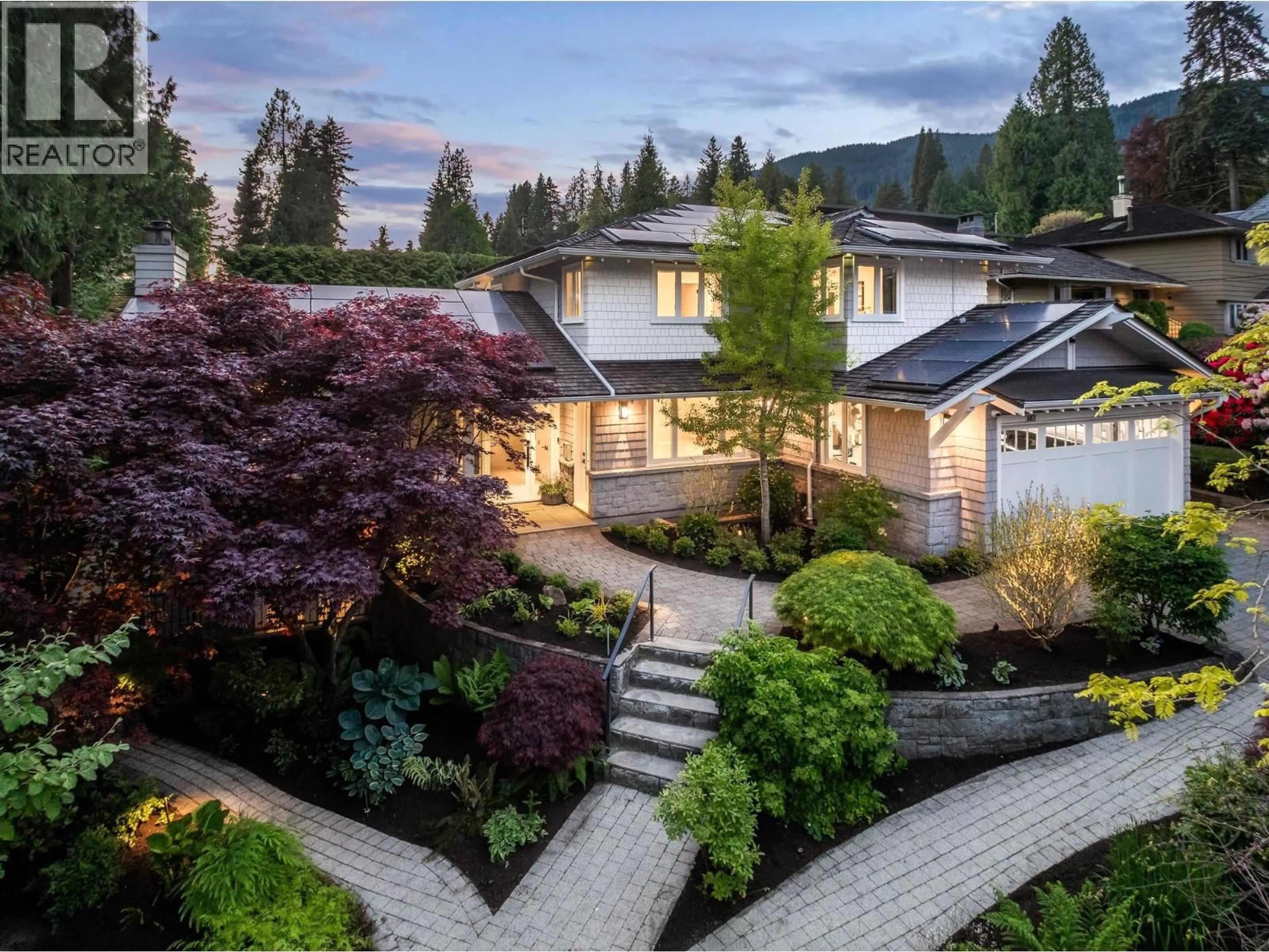 Unknown for 1411 29TH STREET, West Vancouver British Columbia V7V4M7