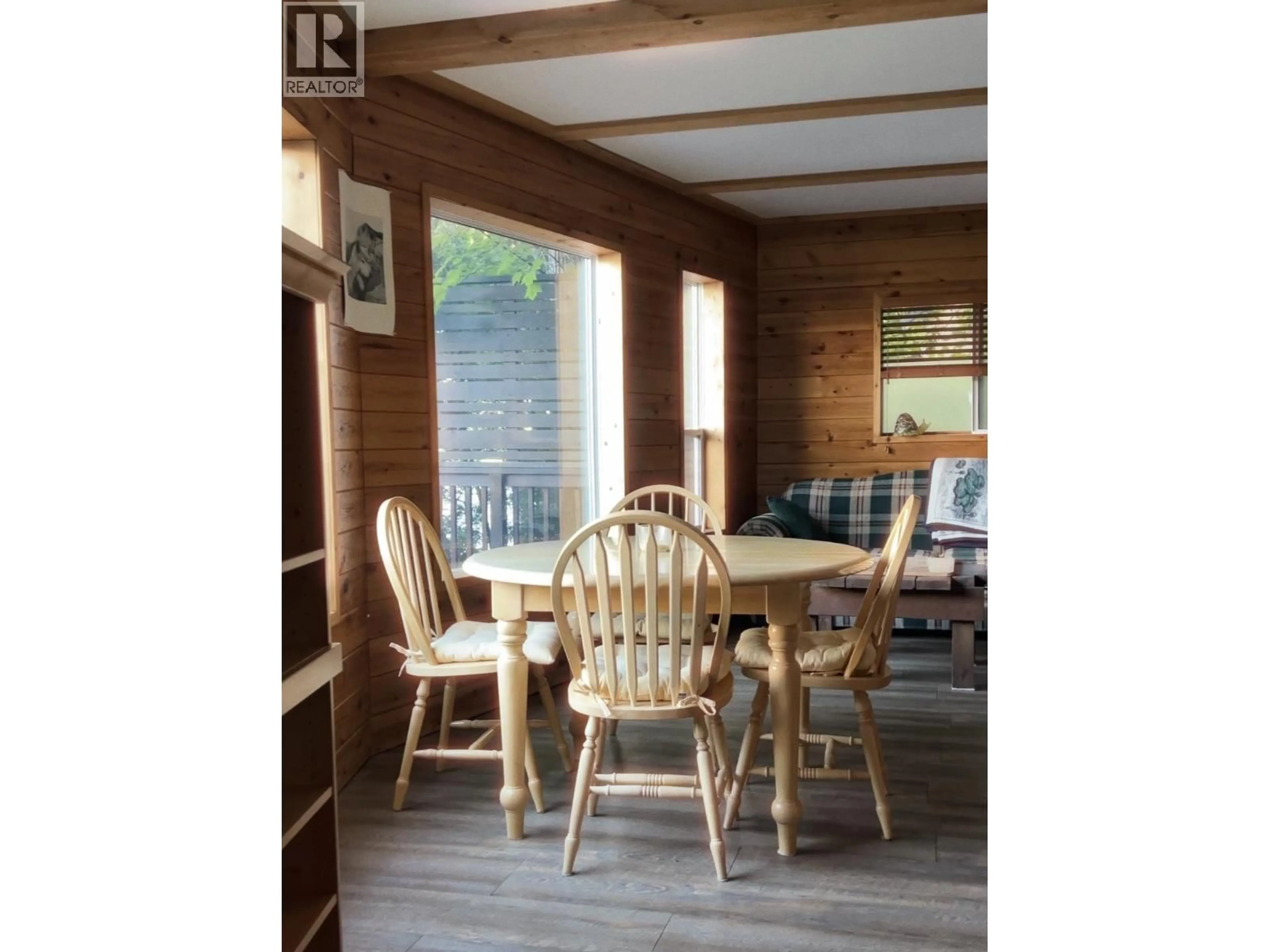 Dining room, wood/laminate floor for 2862 SQUIRREL POINT ROAD, Terrace British Columbia V8G1R1