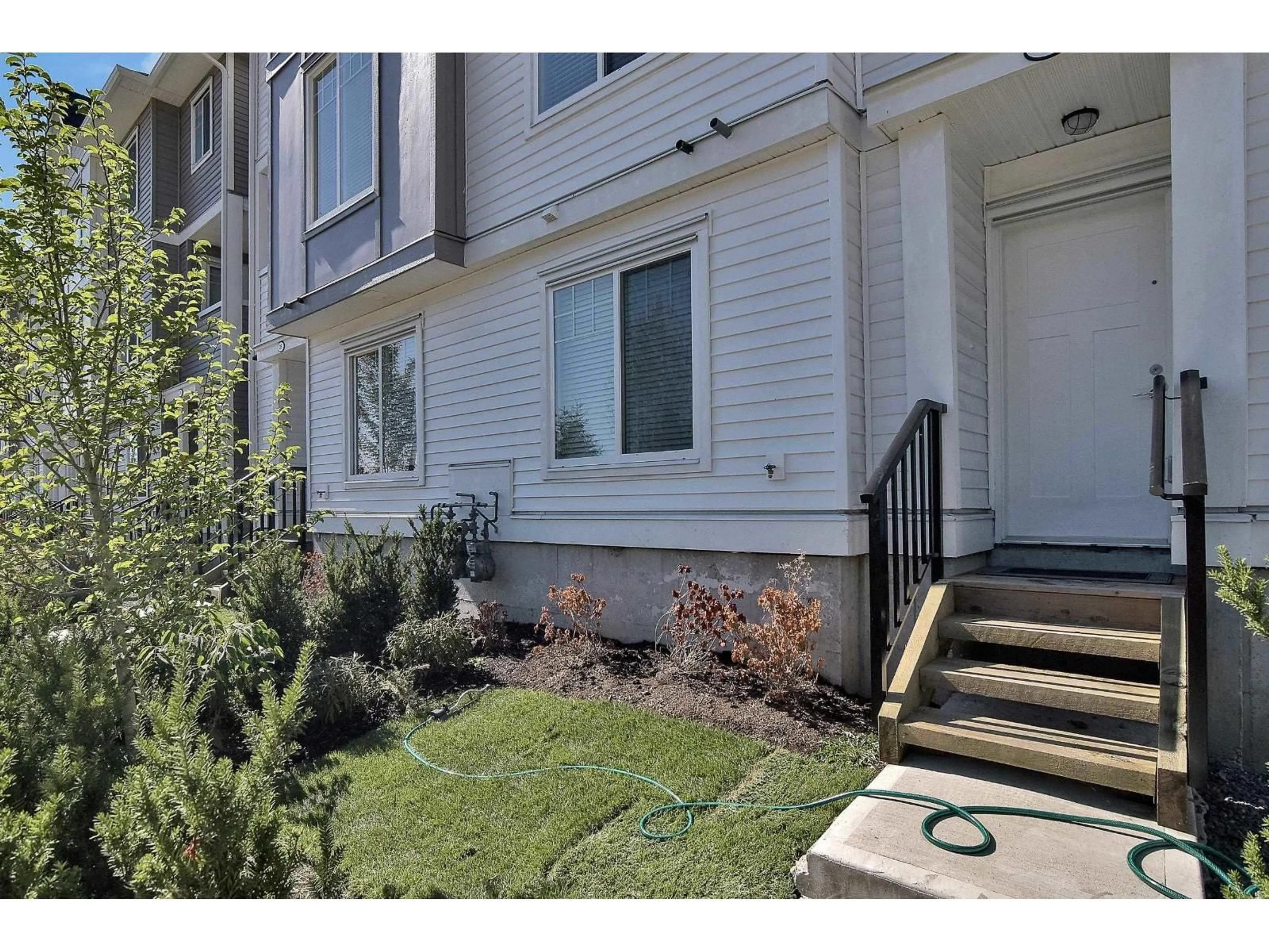 Unknown for 27 - 8033 166B STREET, Surrey British Columbia V4N0G7