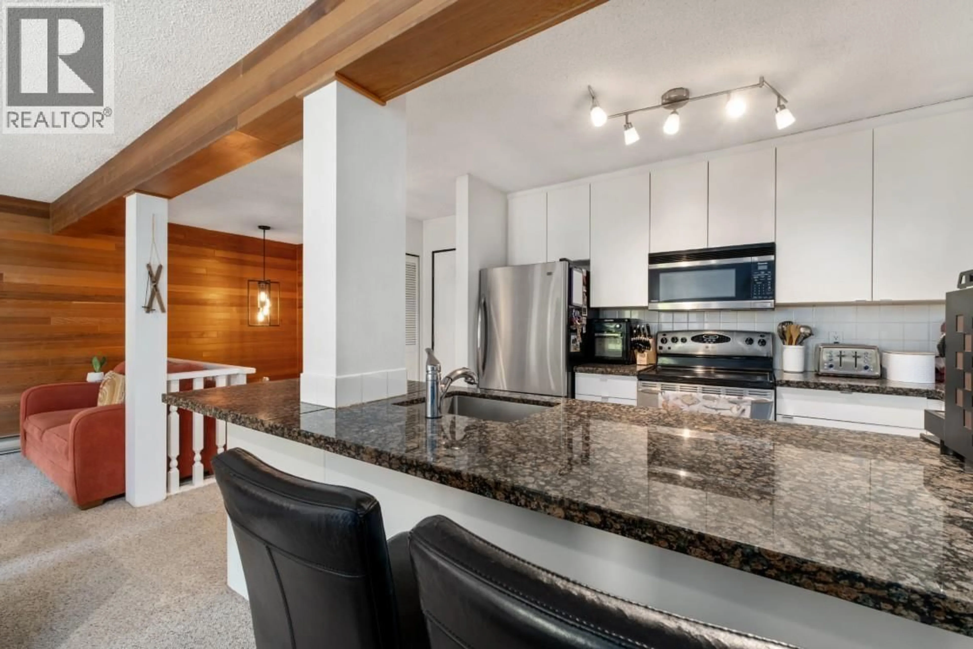 Unknown for 3 - 8138 CEDAR SPRINGS ROAD, Whistler British Columbia V8E0G2