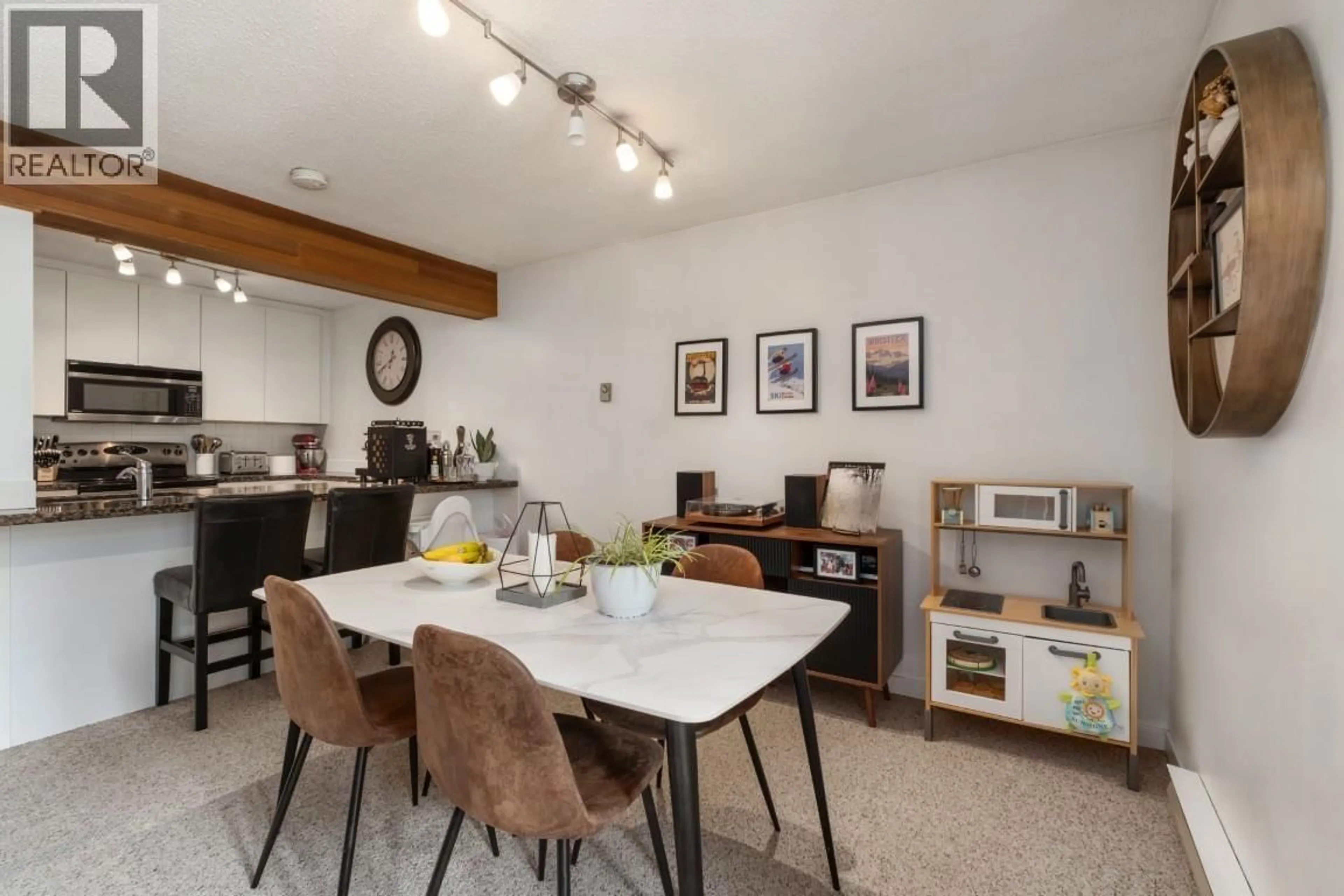 Unknown for 3 - 8138 CEDAR SPRINGS ROAD, Whistler British Columbia V8E0G2