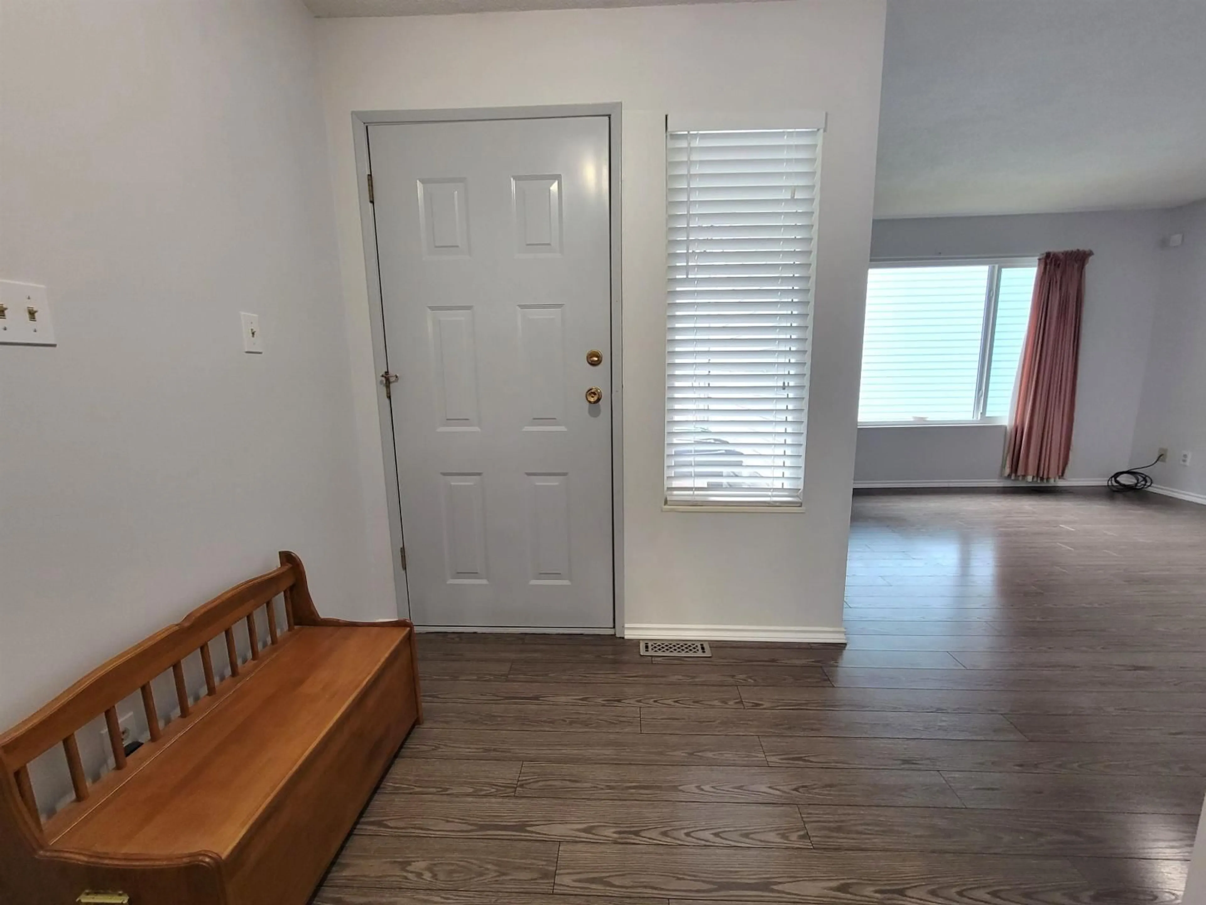 Unknown for 14741 101A AVENUE, Surrey British Columbia V3R7E7