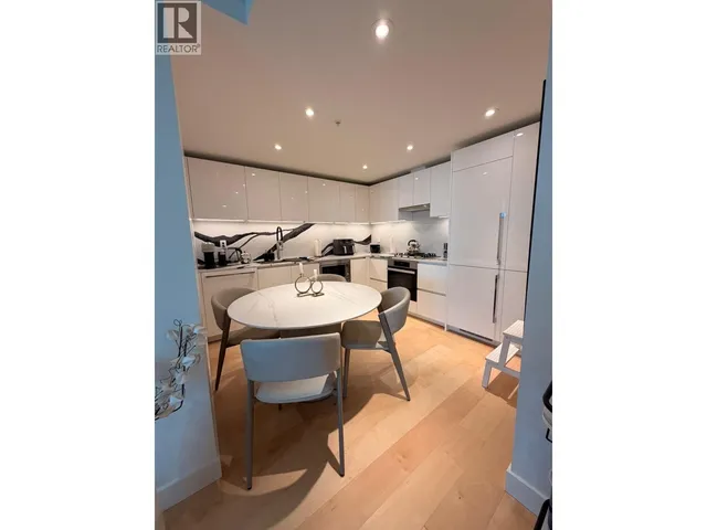 515 - 135 13TH STREET, North Vancouver 4
