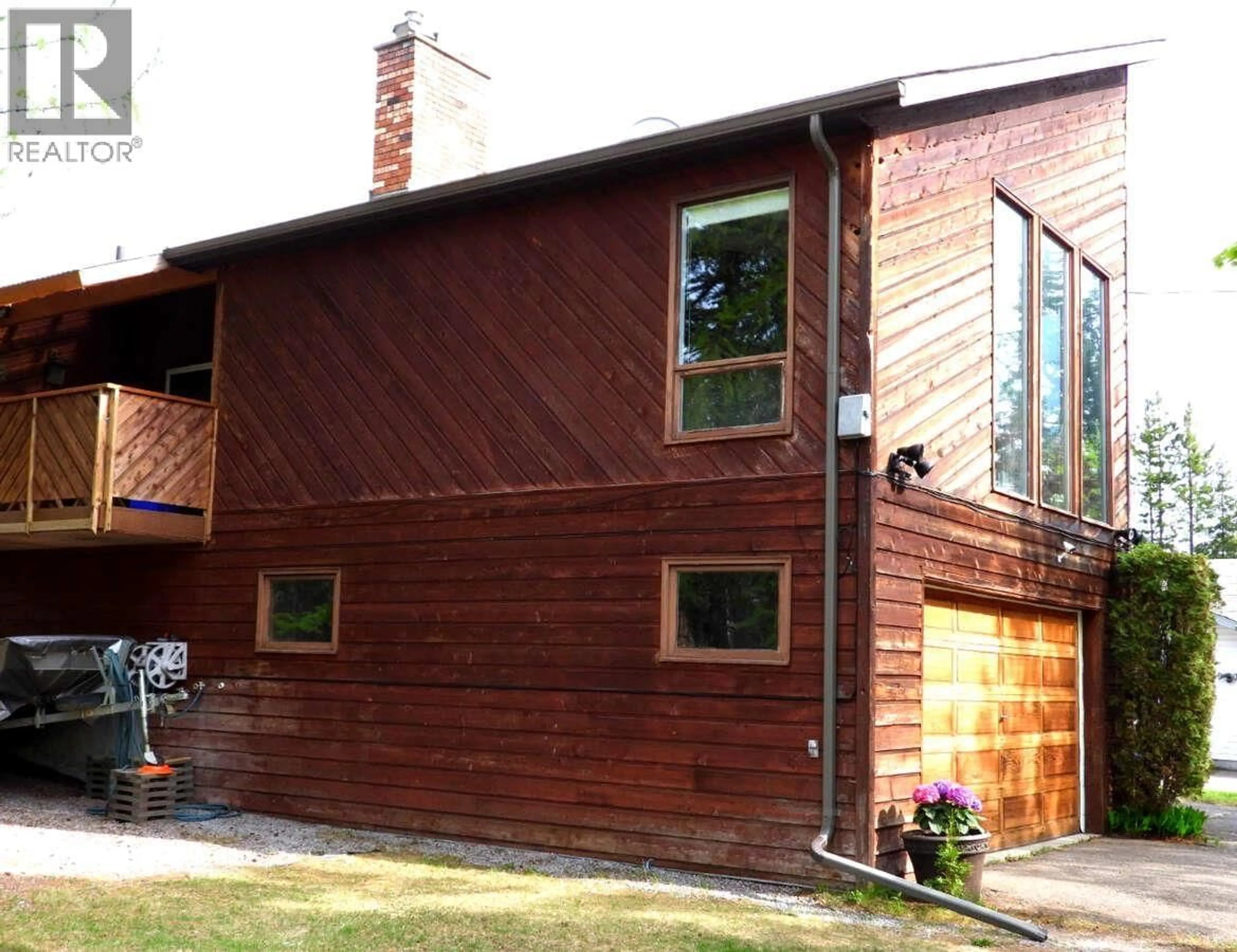 Home with brick exterior material, building for 3696 ROSIA ROAD, Prince George British Columbia V2K4Y6