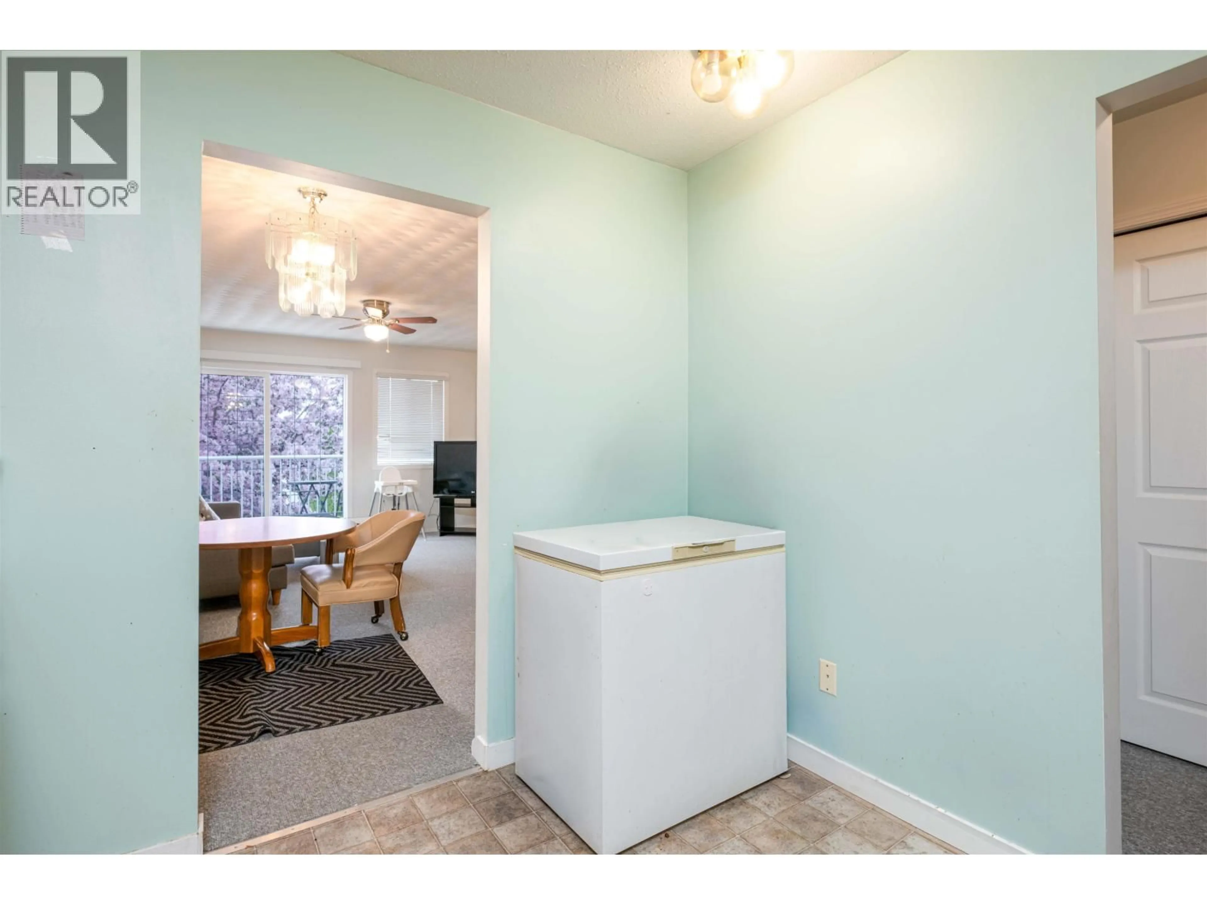 Unknown for 721 CARNEY STREET, Prince George British Columbia V2M2K5
