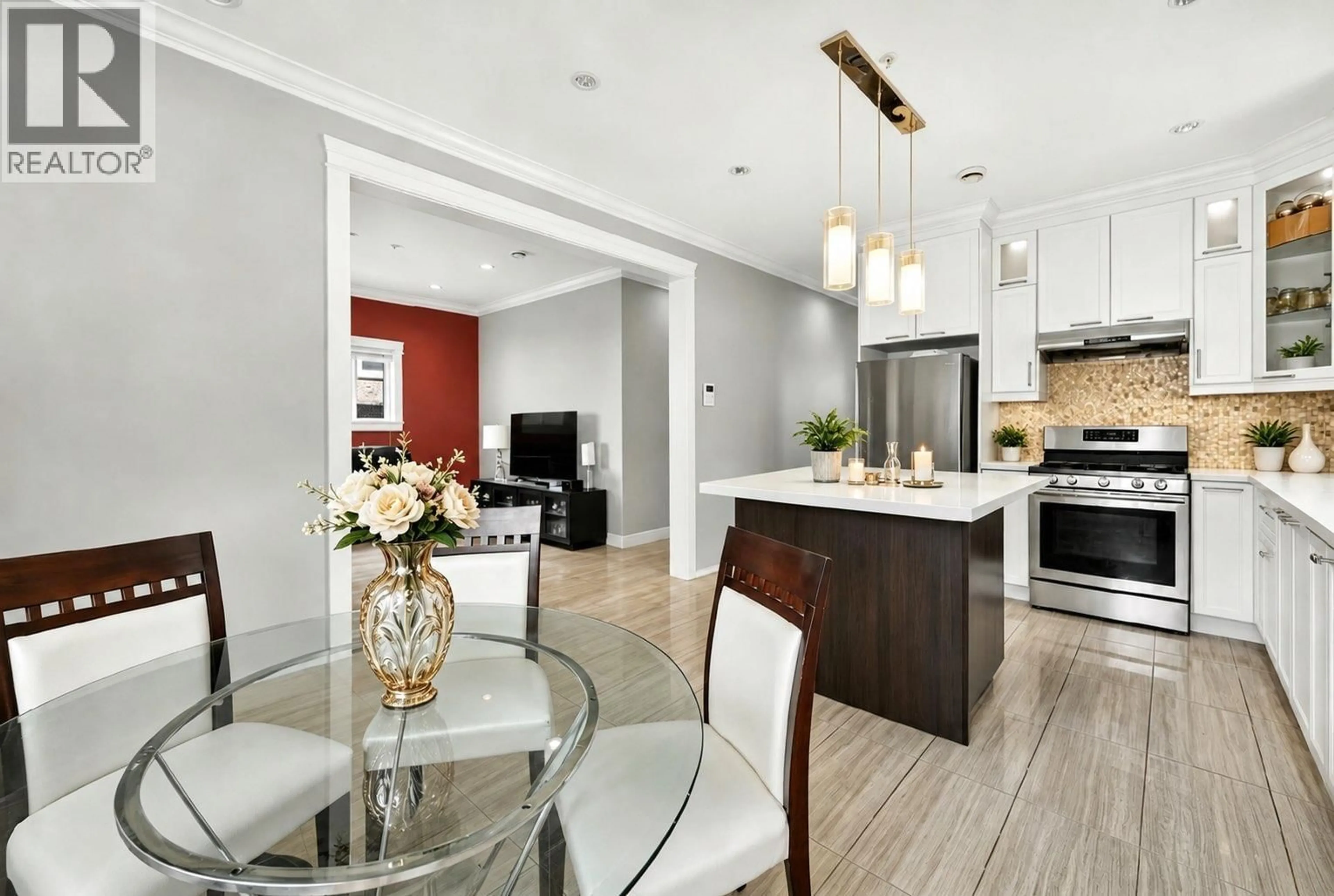 Open concept kitchen, unknown for 3034 KINGS AVENUE, Vancouver British Columbia V5R4T2
