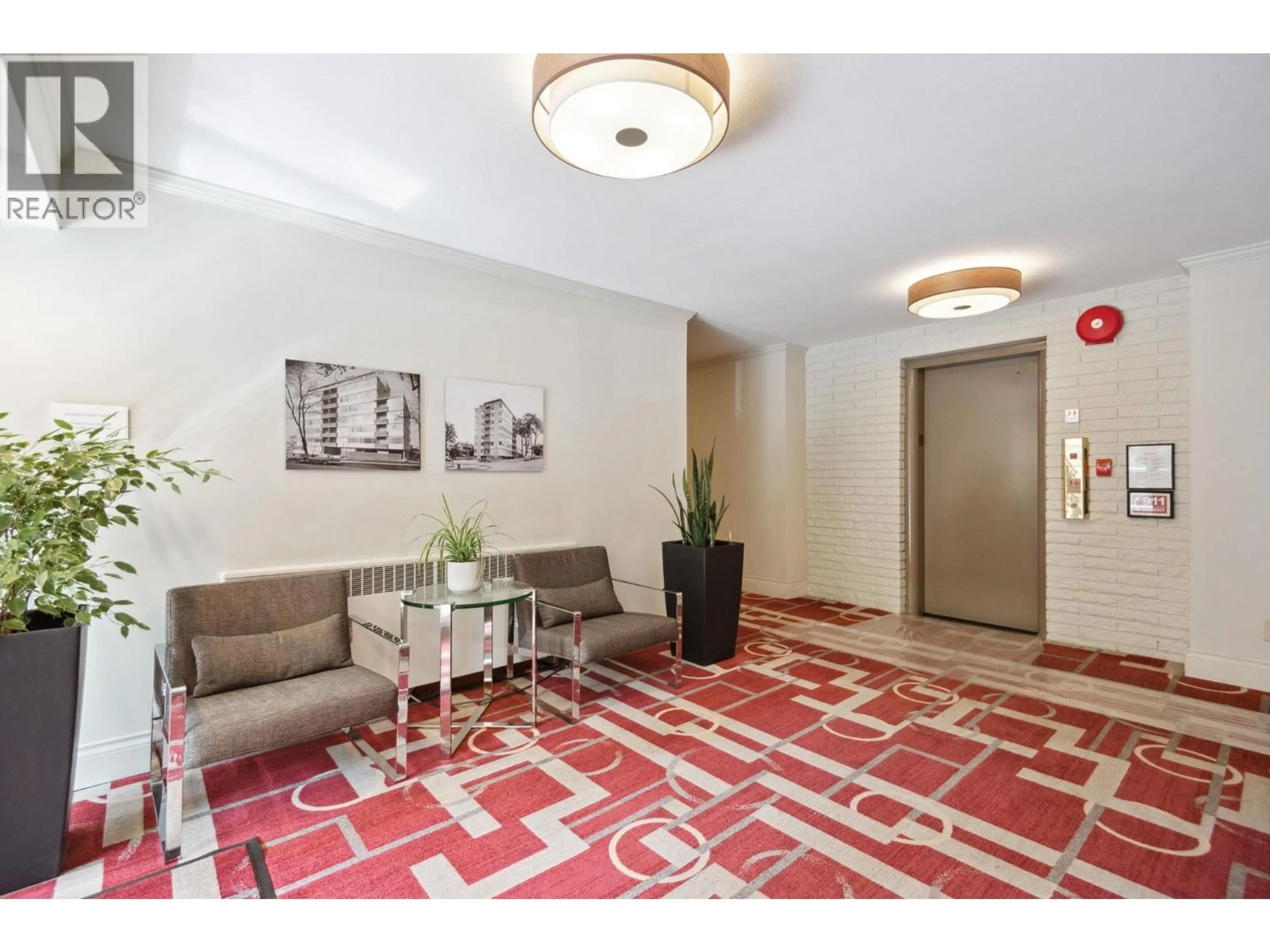 Indoor foyer for 401 - 1315 CARDERO STREET, Vancouver British Columbia V6G2J2