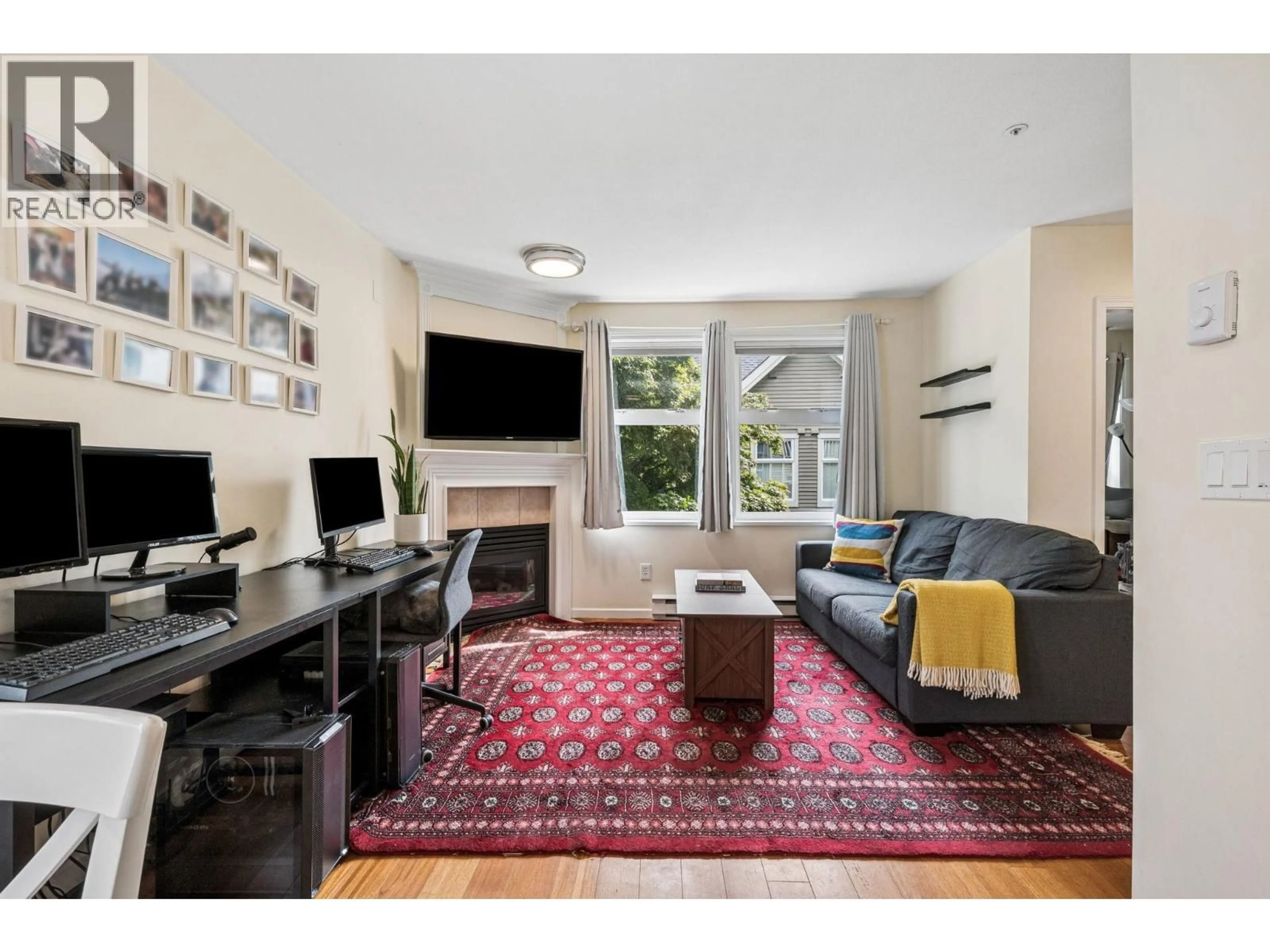 Living room with furniture, carpet floor for 206 - 2588 ALDER STREET, Vancouver British Columbia V6H4E5