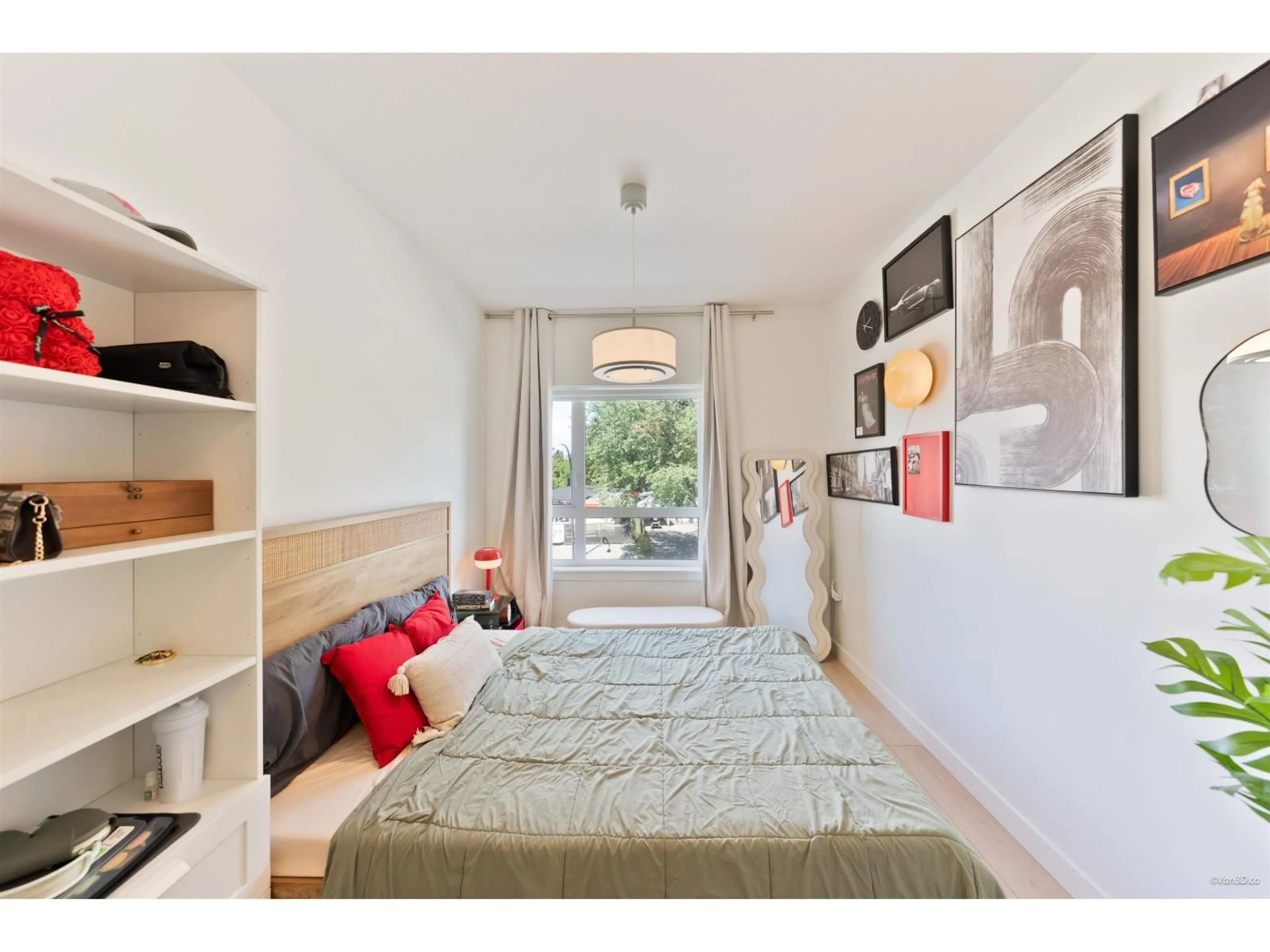 Bedroom with bed, wood/laminate floor for 220 - 10777 138 STREET, Surrey British Columbia V3T0T5
