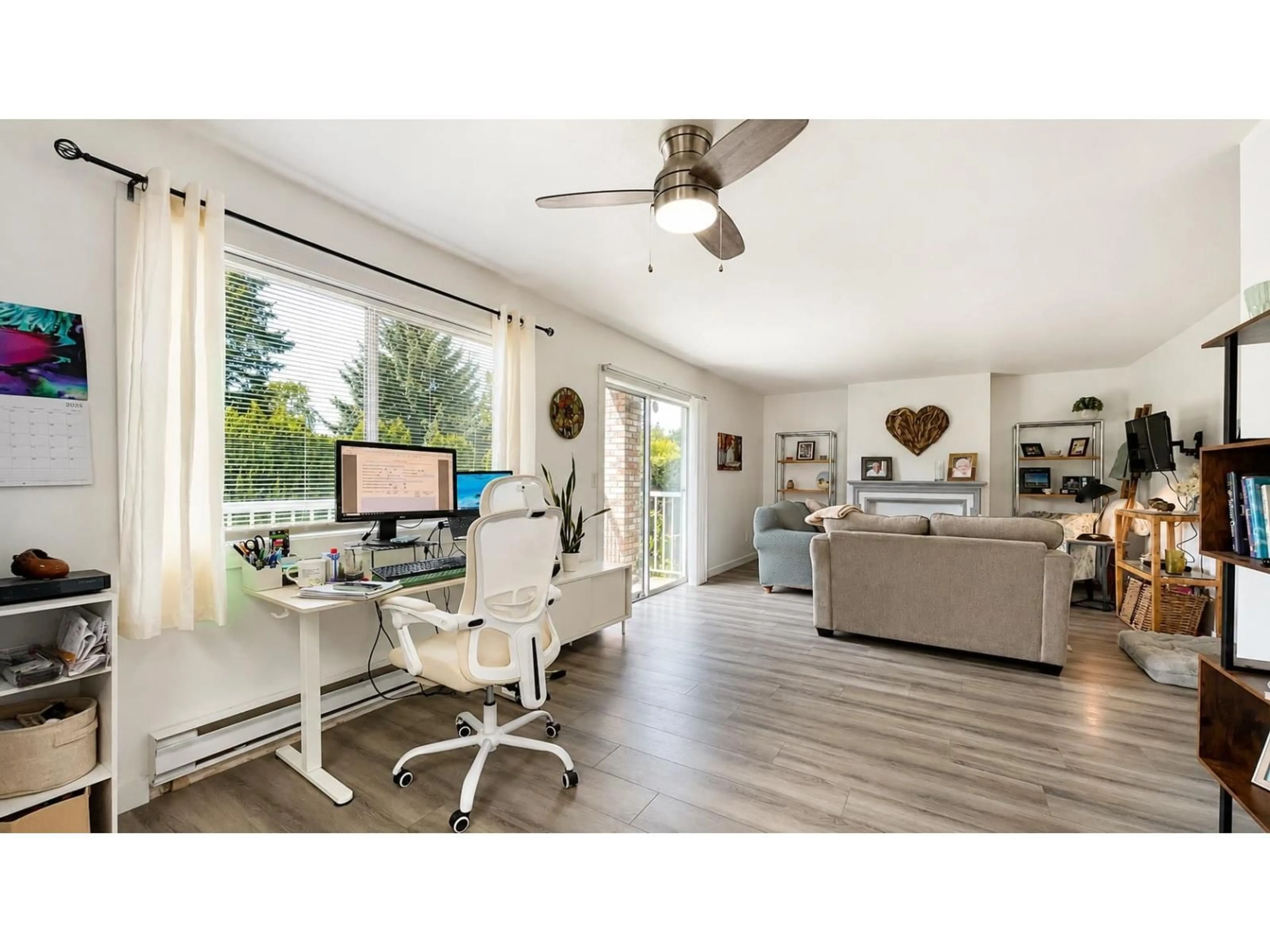 A pic of a room for 4 - 32821 6TH AVENUE, Mission British Columbia V2V6L1