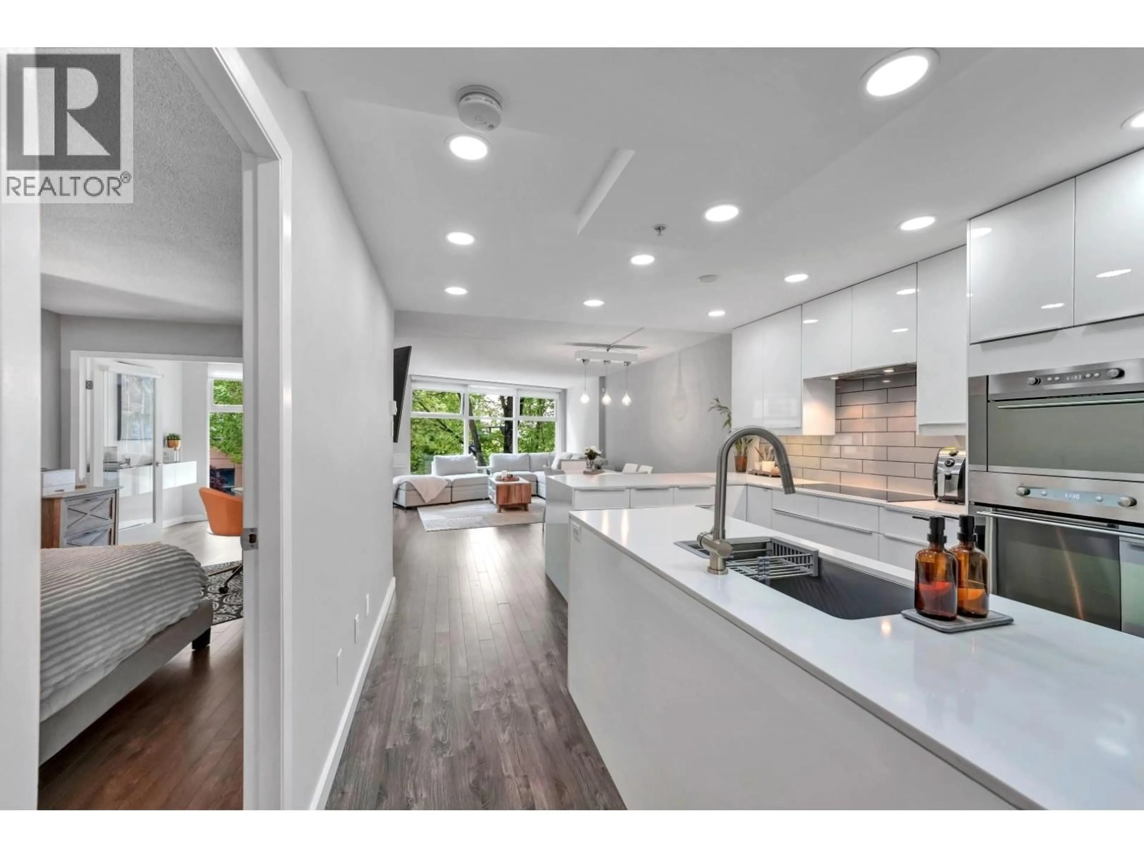 Open concept kitchen, ceramic/tile floor for B110 - 1331 HOMER STREET, Vancouver British Columbia V6B5M5