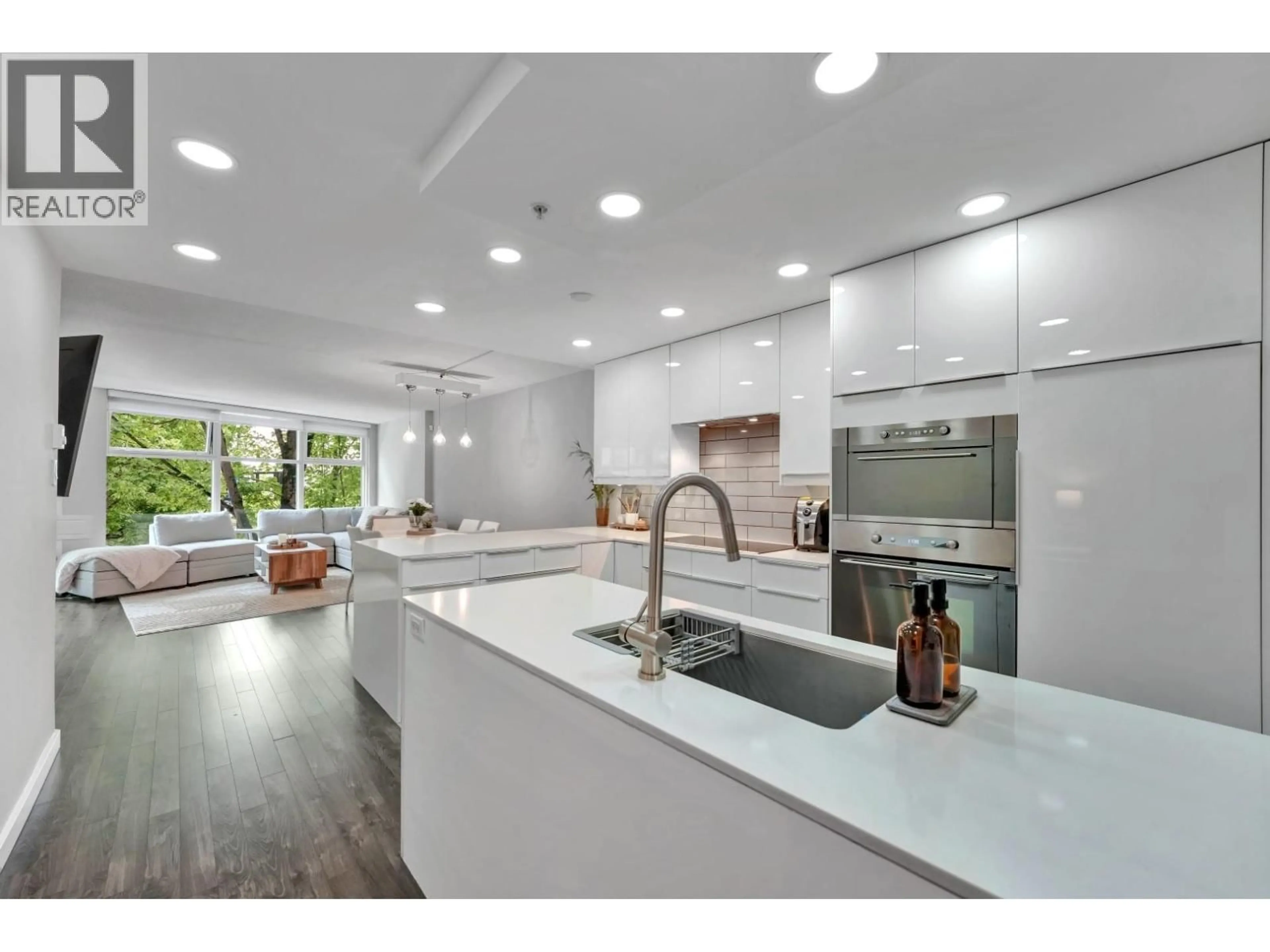 Open concept kitchen, ceramic/tile floor for B110 - 1331 HOMER STREET, Vancouver British Columbia V6B5M5
