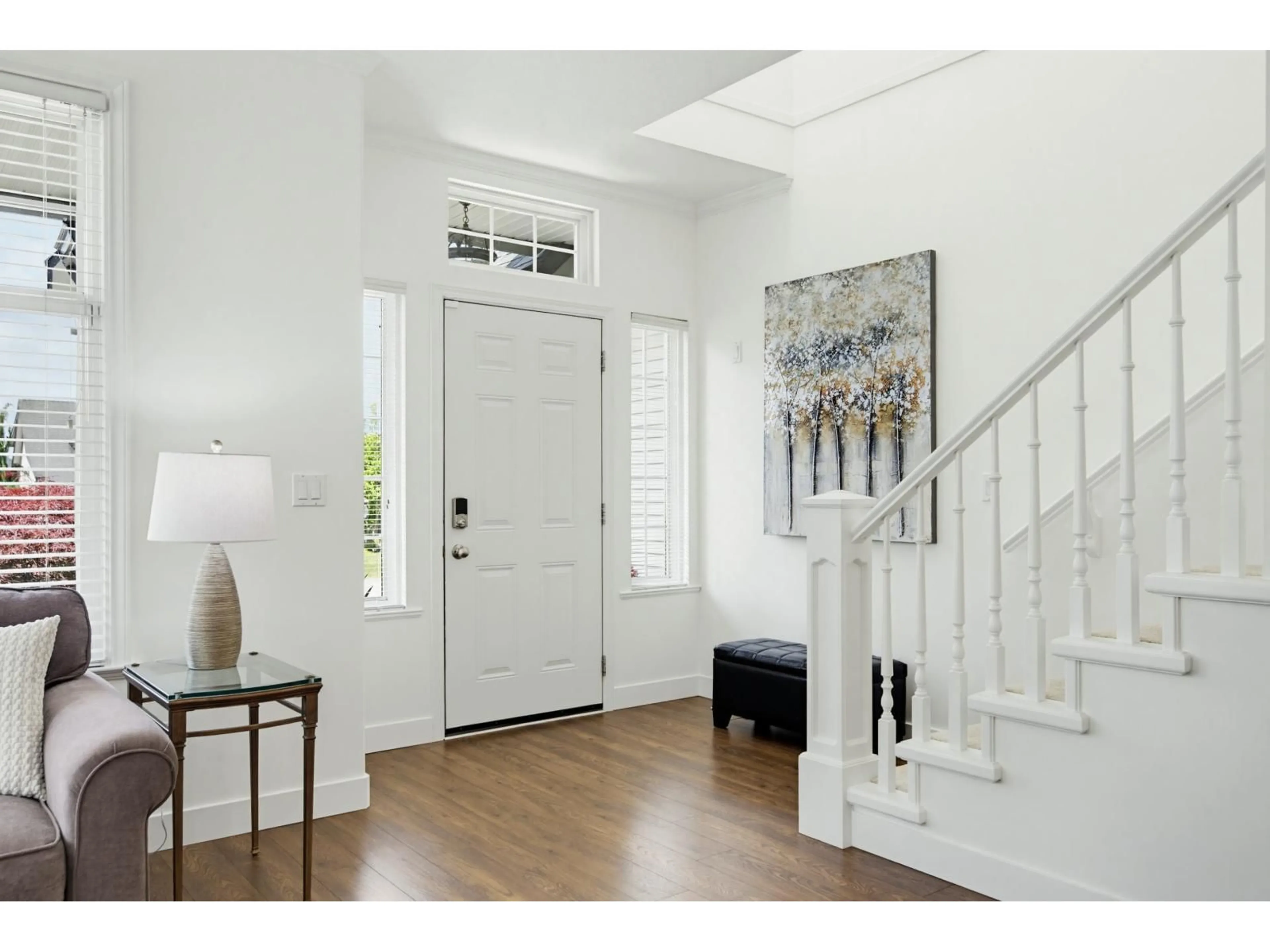 Indoor entryway for 18158 68A AVENUE, Surrey British Columbia V3S9C2