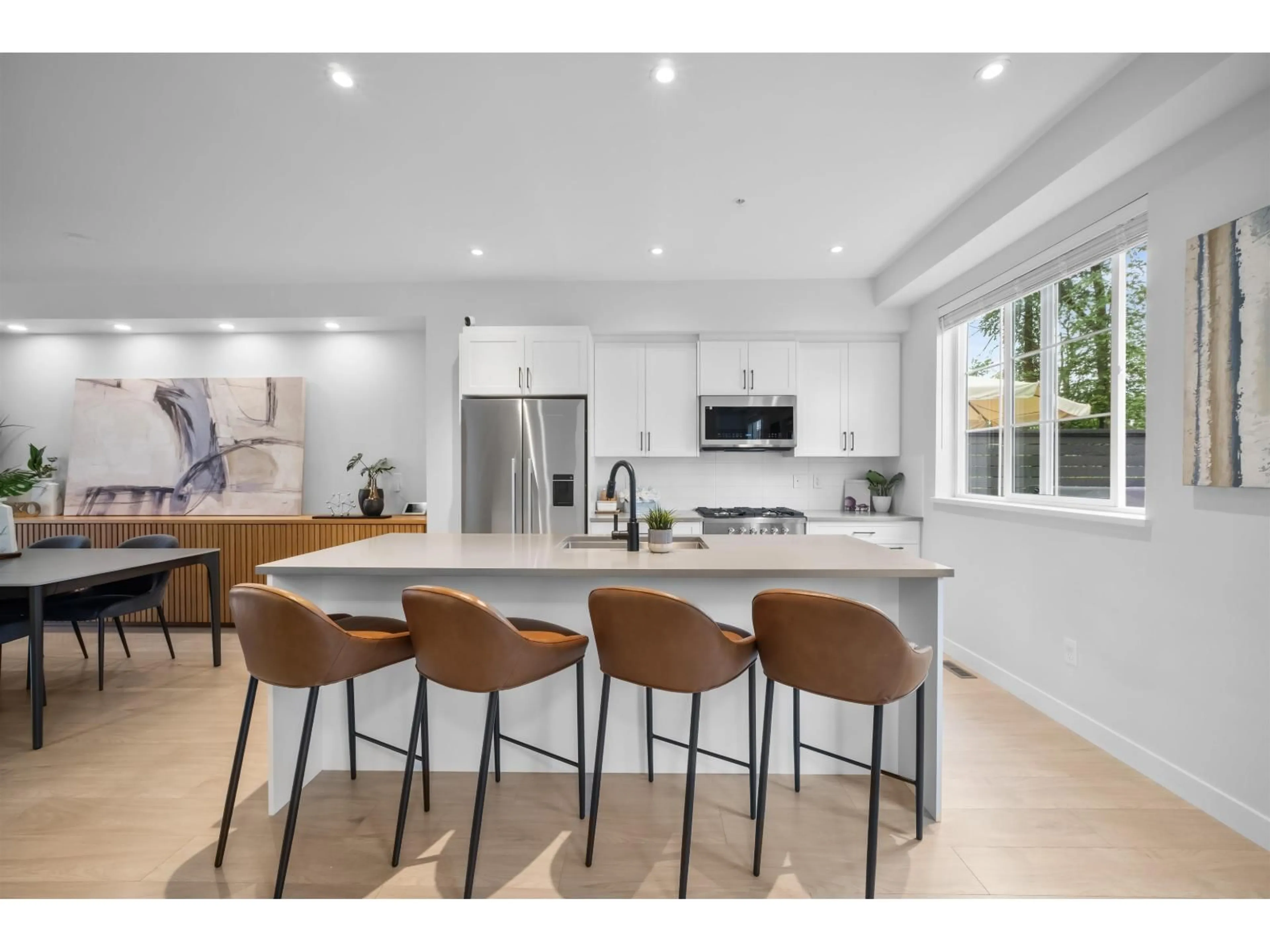 Open concept kitchen, unknown for 136 - 20180 84 AVENUE, Langley British Columbia V2Y3N5