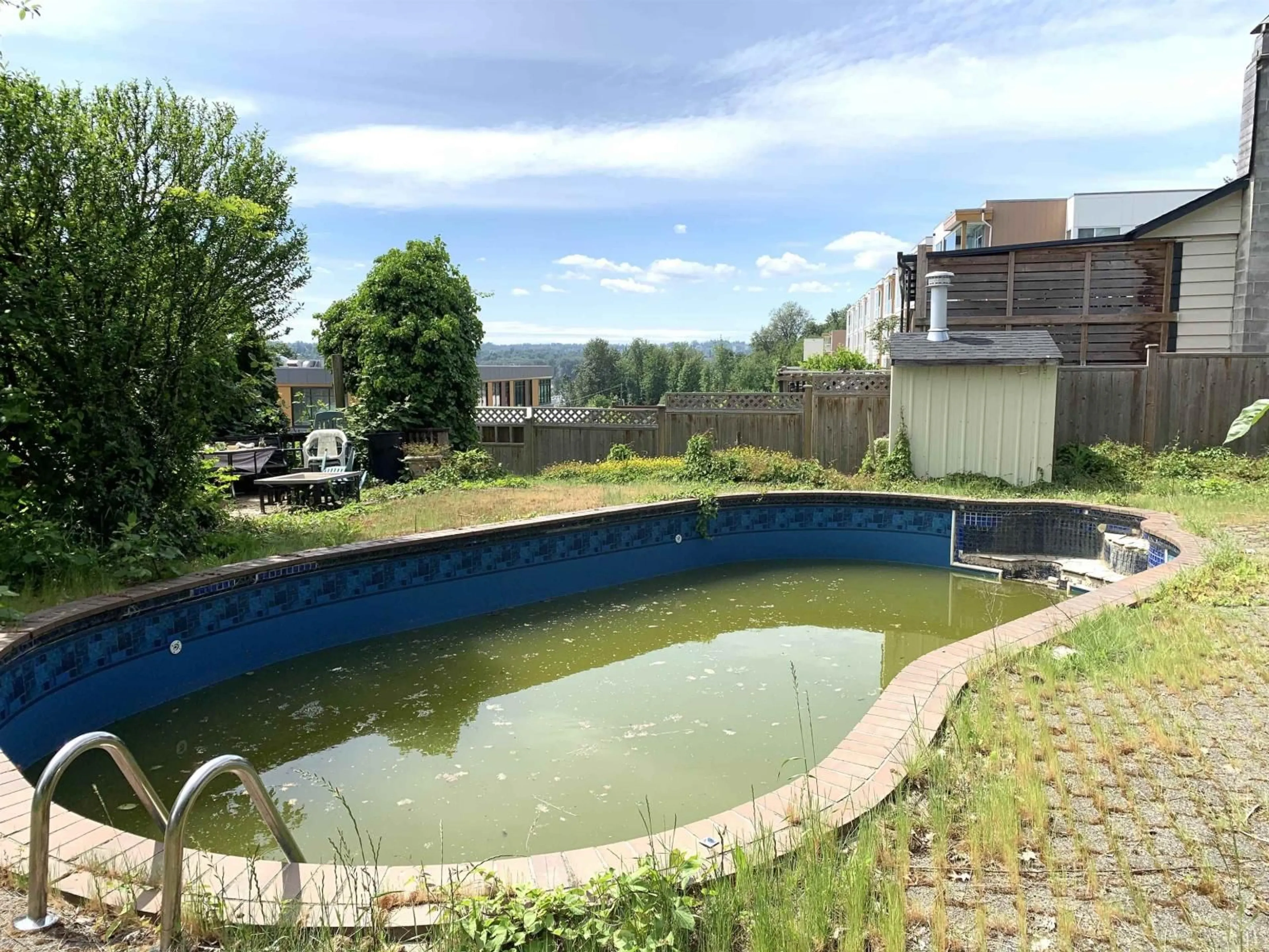 Pool for 31964 RAVEN AVENUE, Mission British Columbia V2V1B9