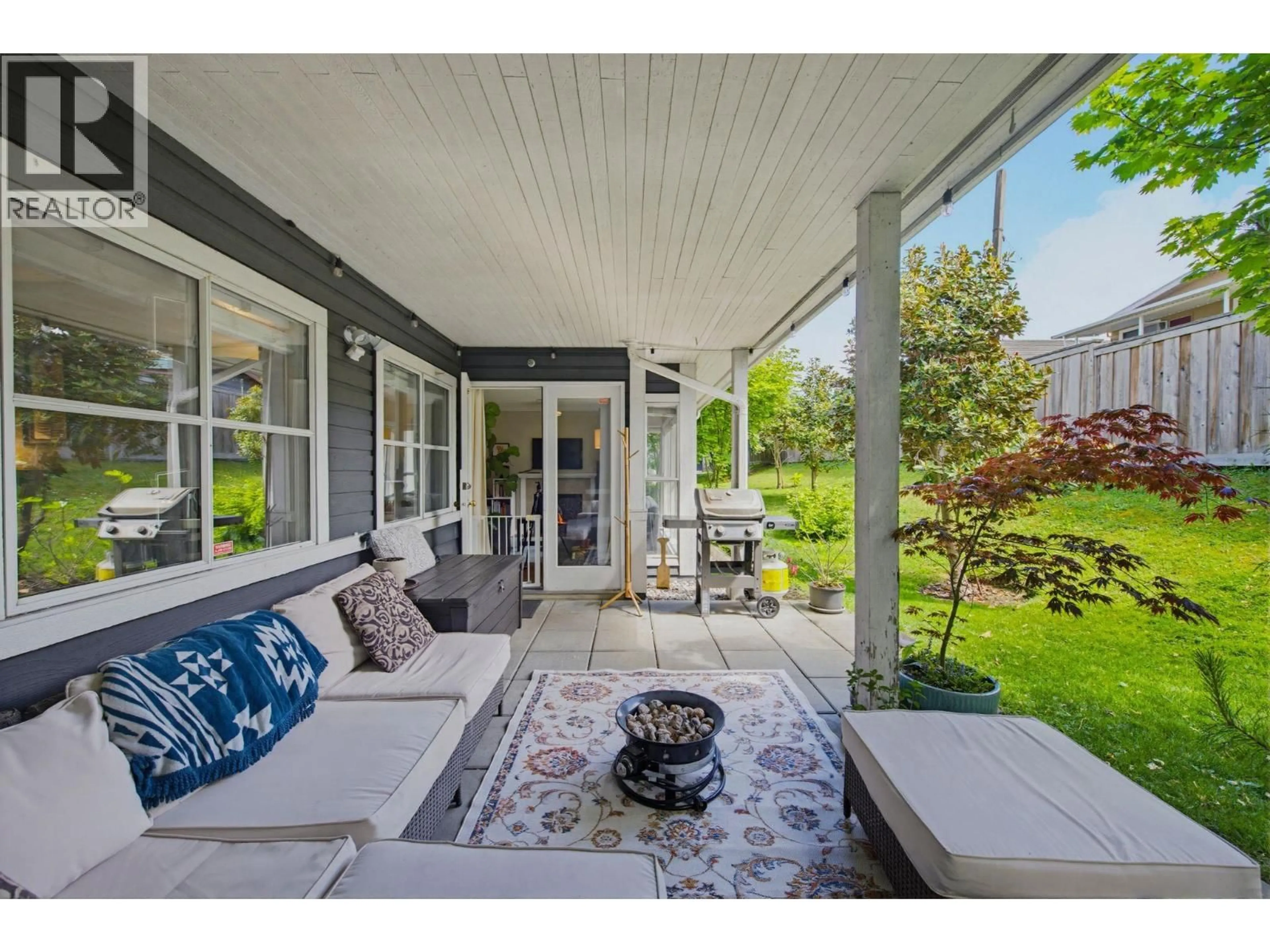 Patio, water/lake/river/ocean view for 111 - 2960 29TH AVENUE, Vancouver British Columbia V5R5Z5
