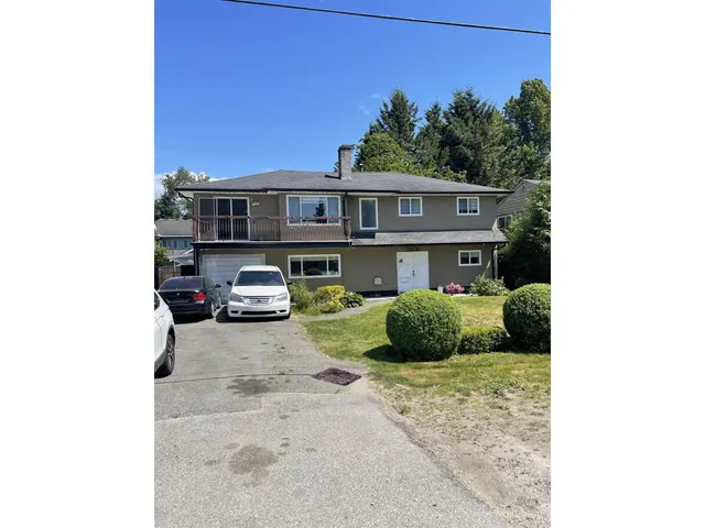 10618 141 STREET, Surrey 2