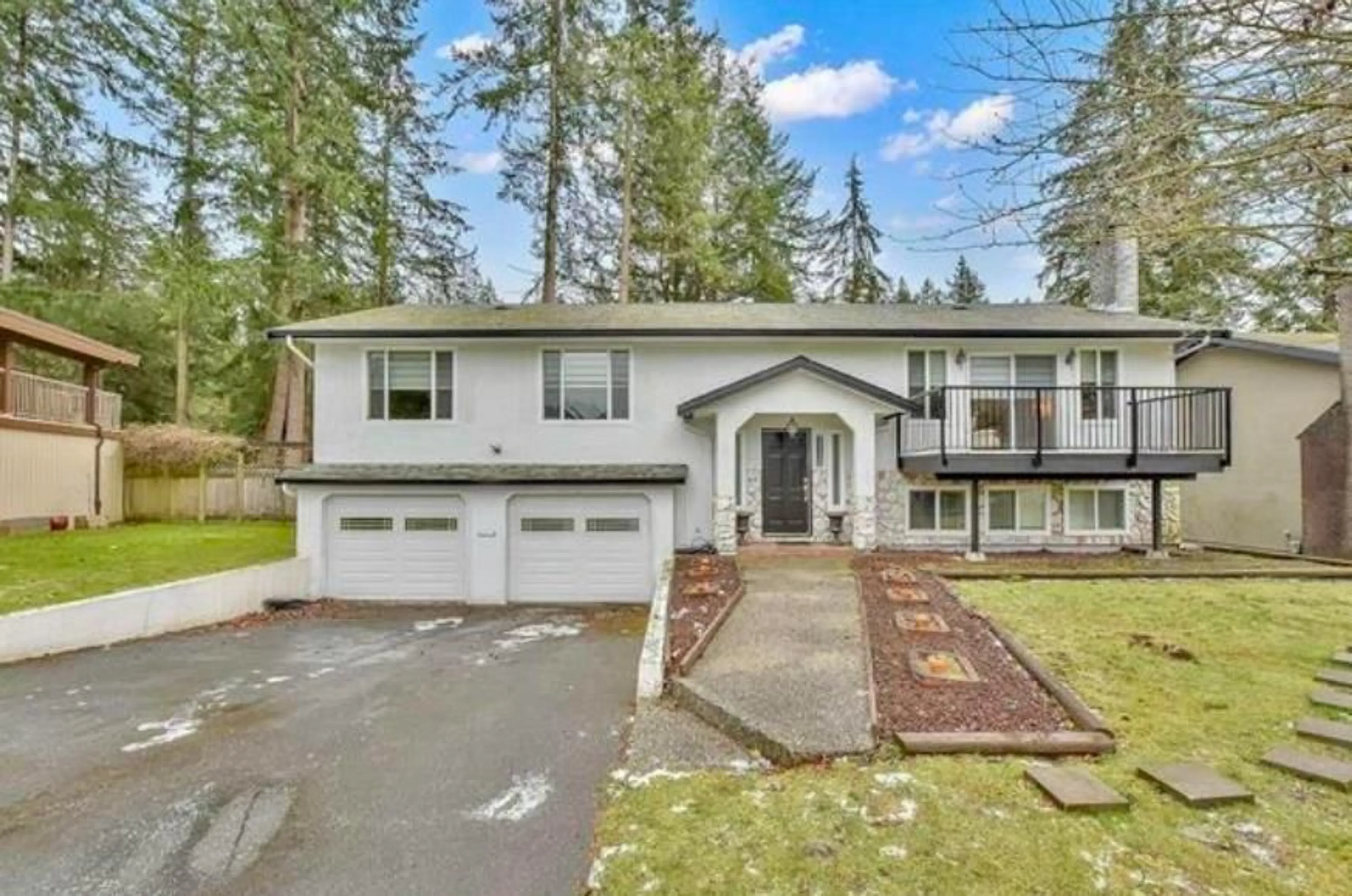 Home with vinyl exterior material, street for 11130 64A AVENUE, Delta British Columbia V4E1E3