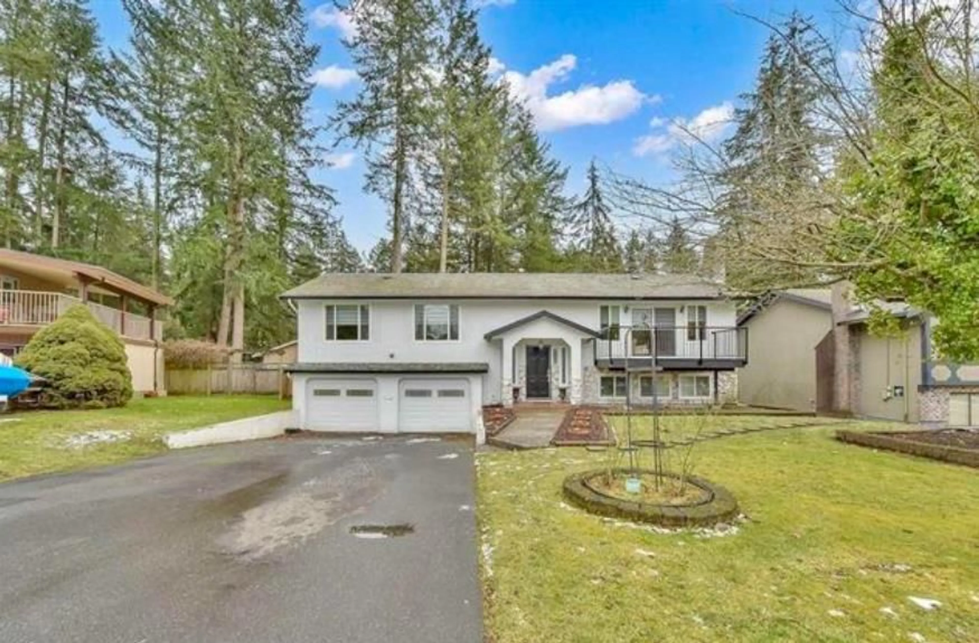 A pic from outside/outdoor area/front of a property/back of a property/a pic from drone, unknown for 11130 64A AVENUE, Delta British Columbia V4E1E3