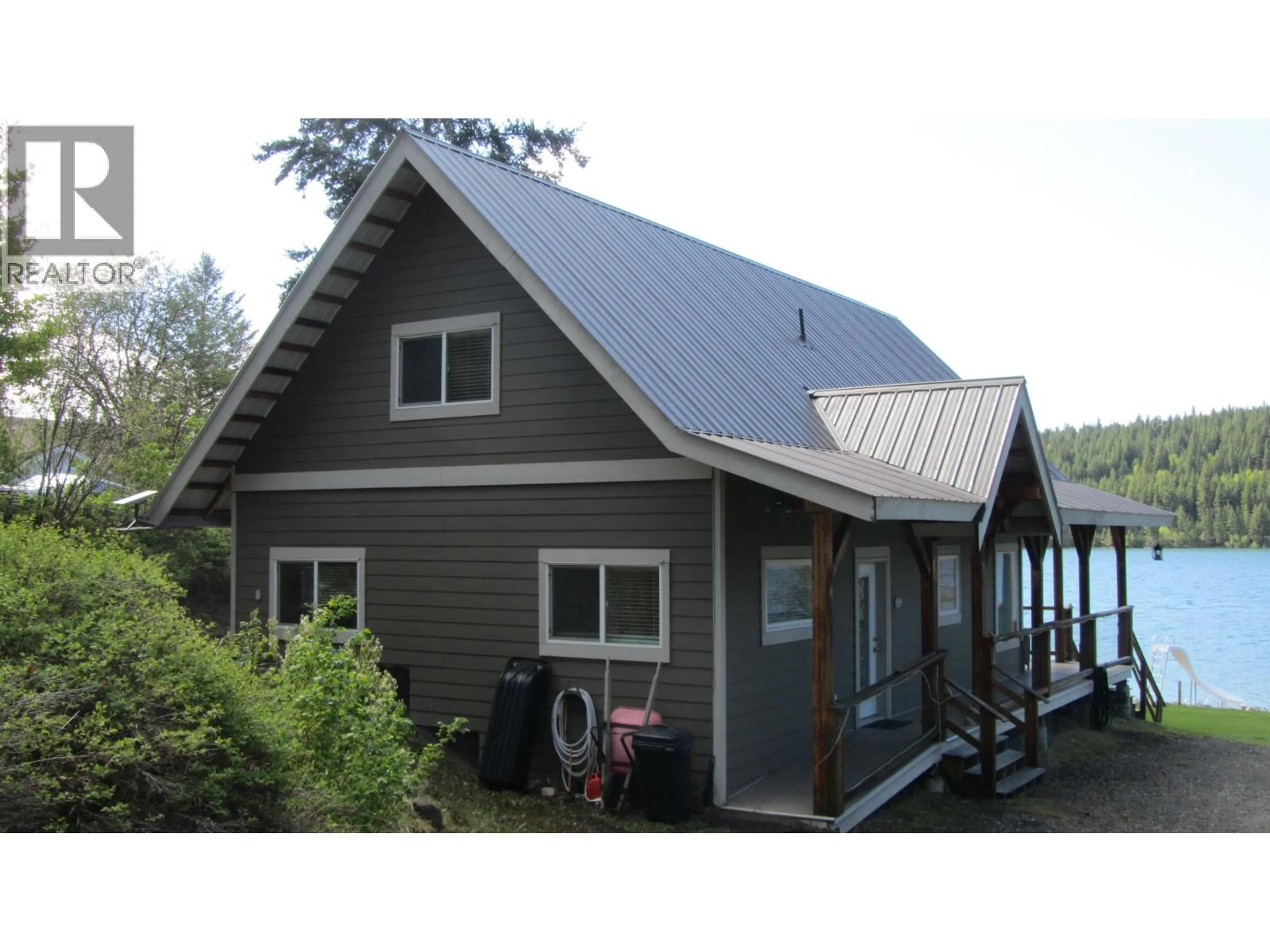 Home with vinyl exterior material, unknown for 3620 GUNN ROAD, Lac La Hache British Columbia V0K1T1