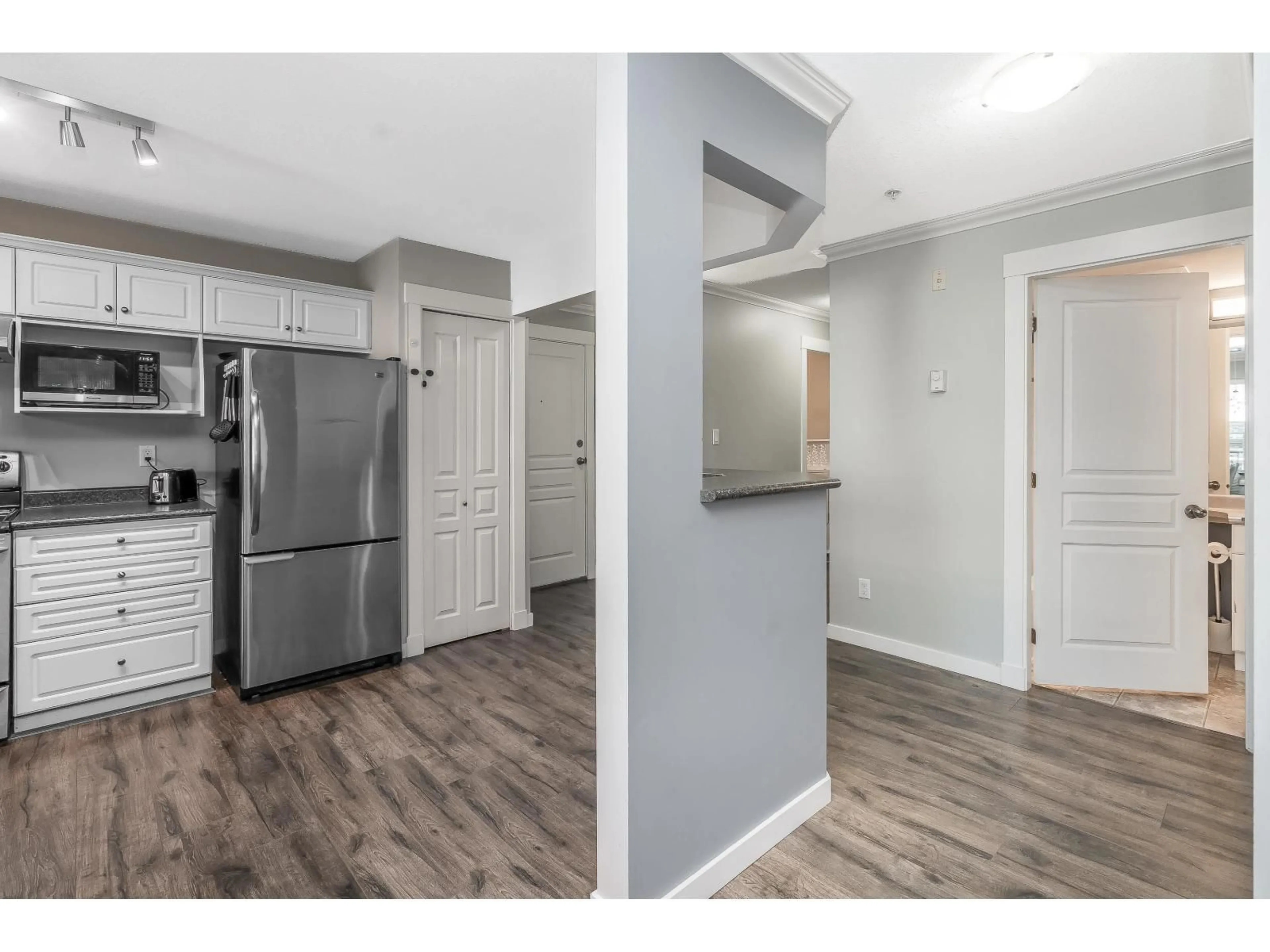 Unknown for 209 - 33480 GEORGE FERGUSON WAY, Abbotsford British Columbia V2S2L8