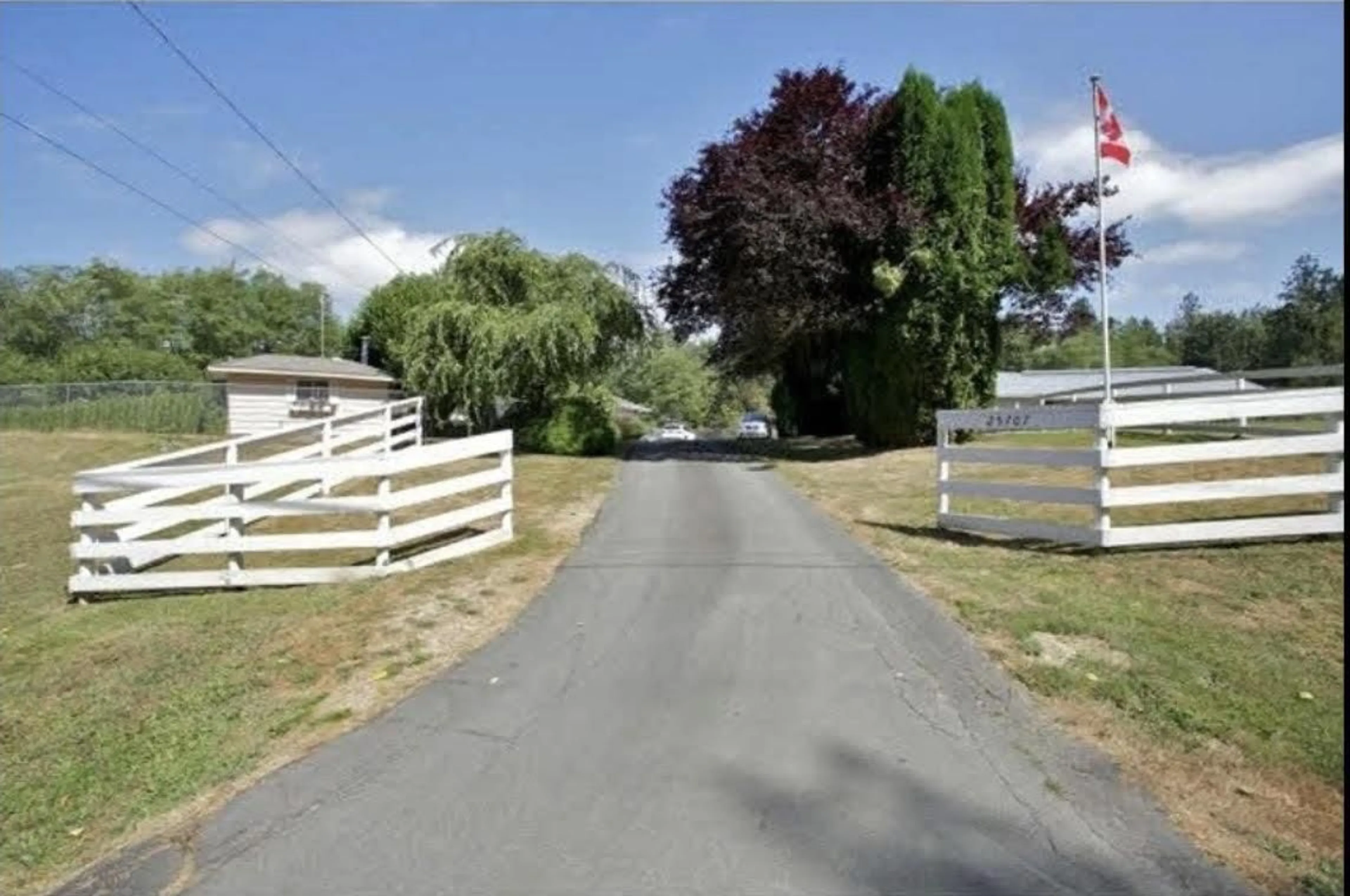 Unknown for 25707 8TH AVENUE, Langley British Columbia V4W2J8