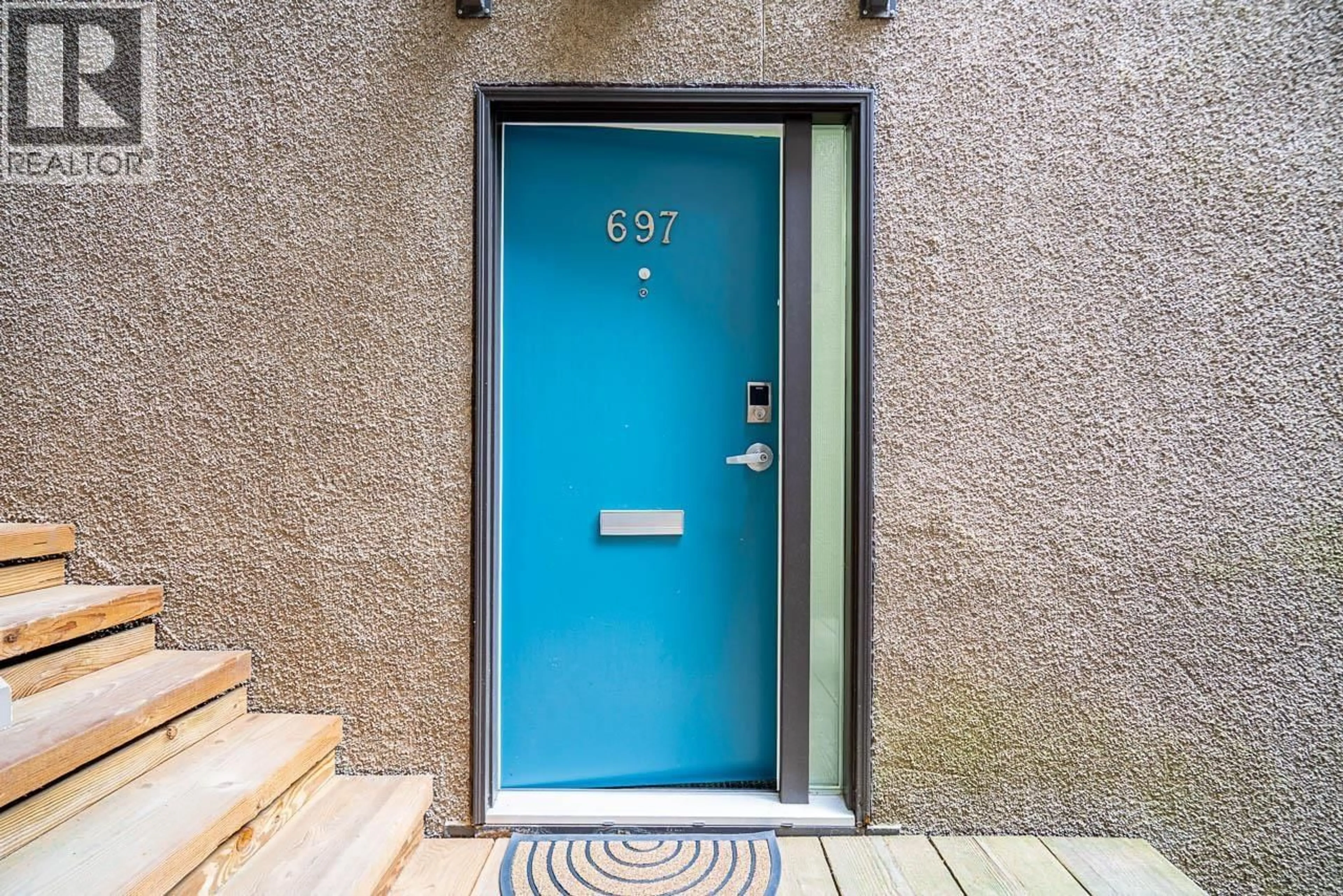 Indoor entryway for 697 MOBERLY ROAD, Vancouver British Columbia V5V4A4