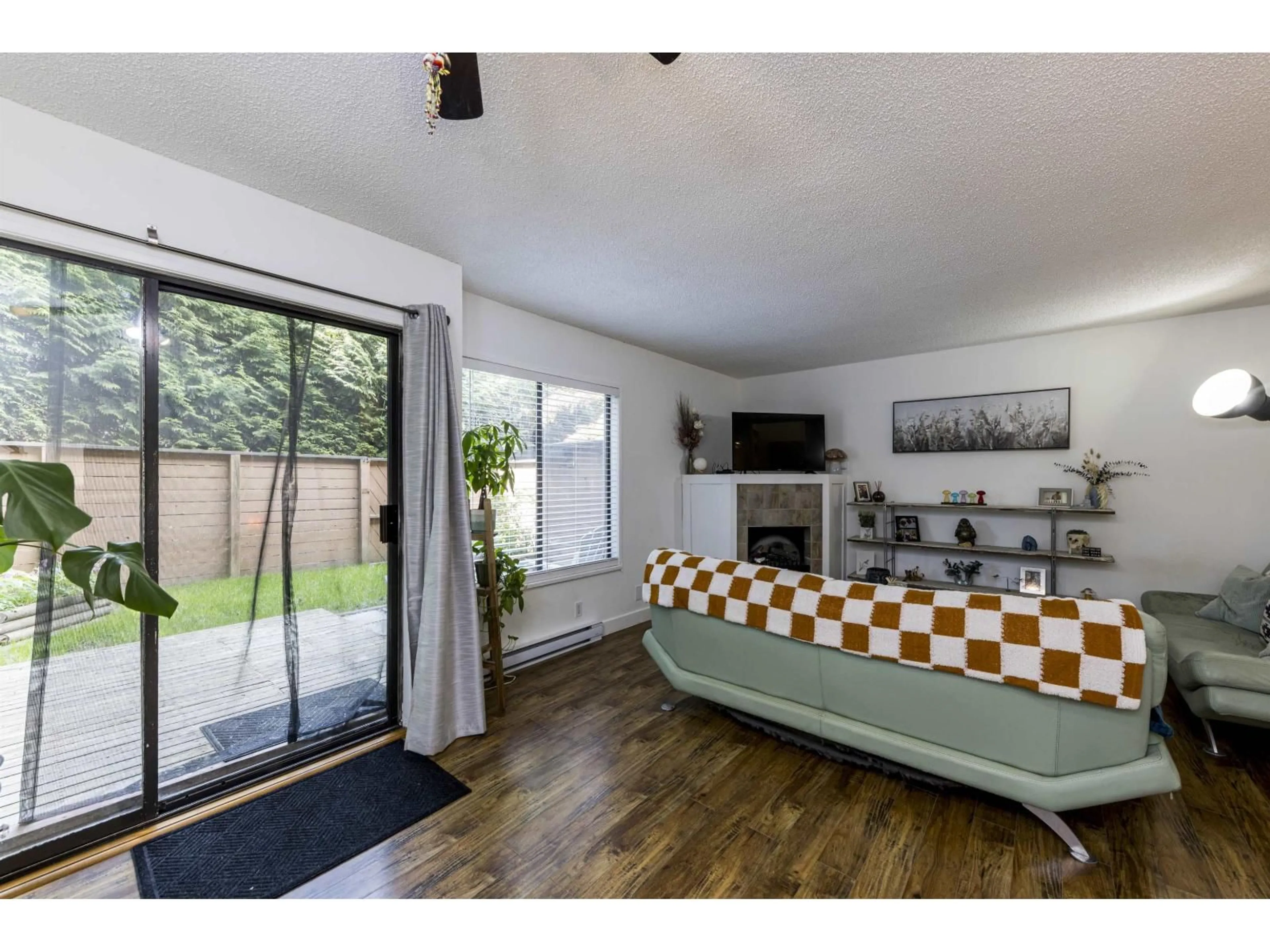 Unknown for 100 - 10620 150 STREET, Surrey British Columbia V3R7R9