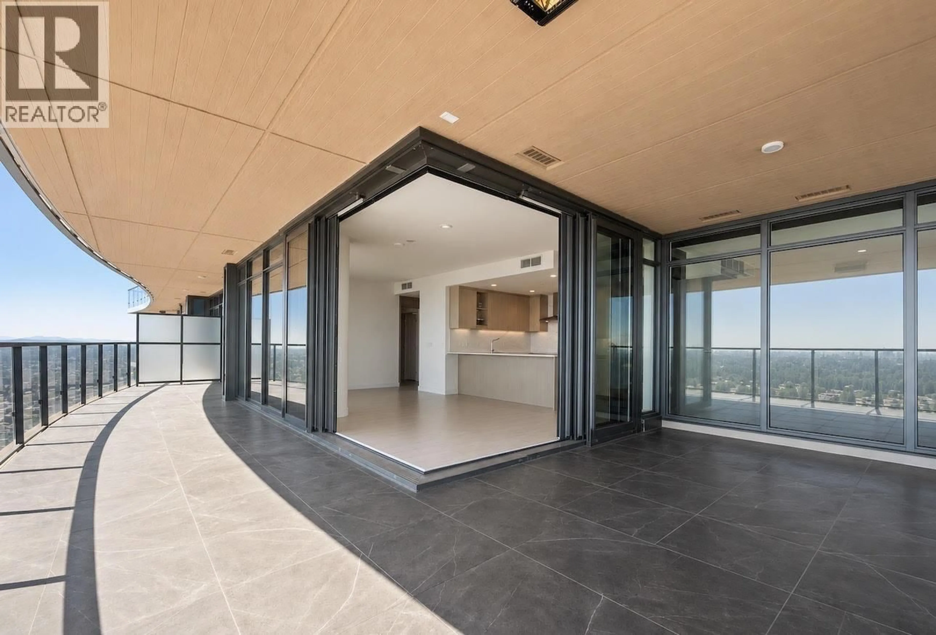 Indoor foyer for 5206 - 4880 LOUGHEED HIGHWAY, Burnaby British Columbia V5C0N1