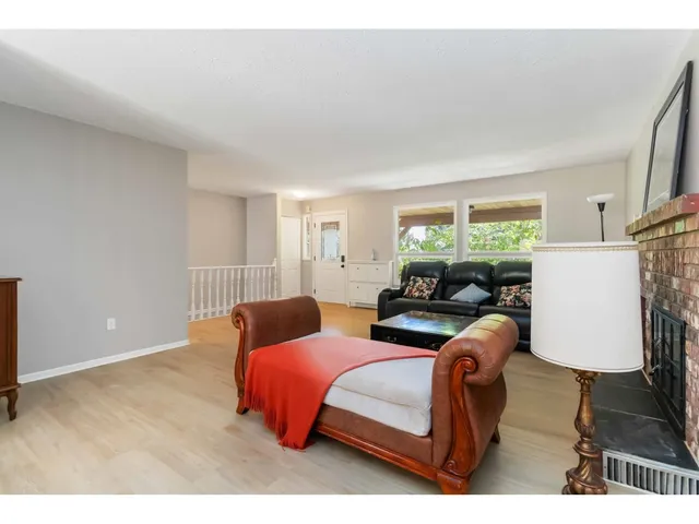 31747 VIEWCREST AVENUE, Mission 5