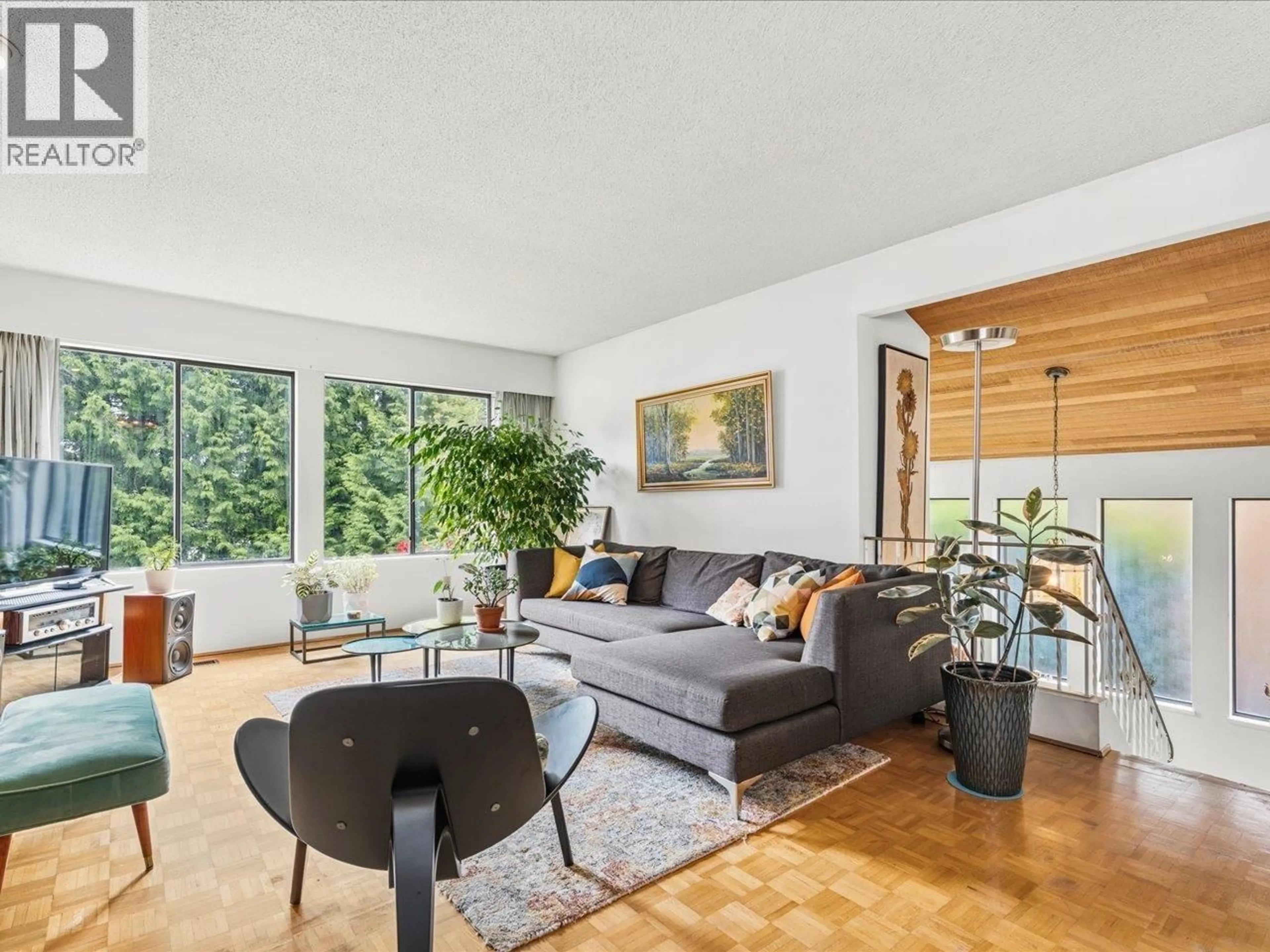 Living room with furniture, unknown for 7611 OAK STREET, Vancouver British Columbia V6P4A4