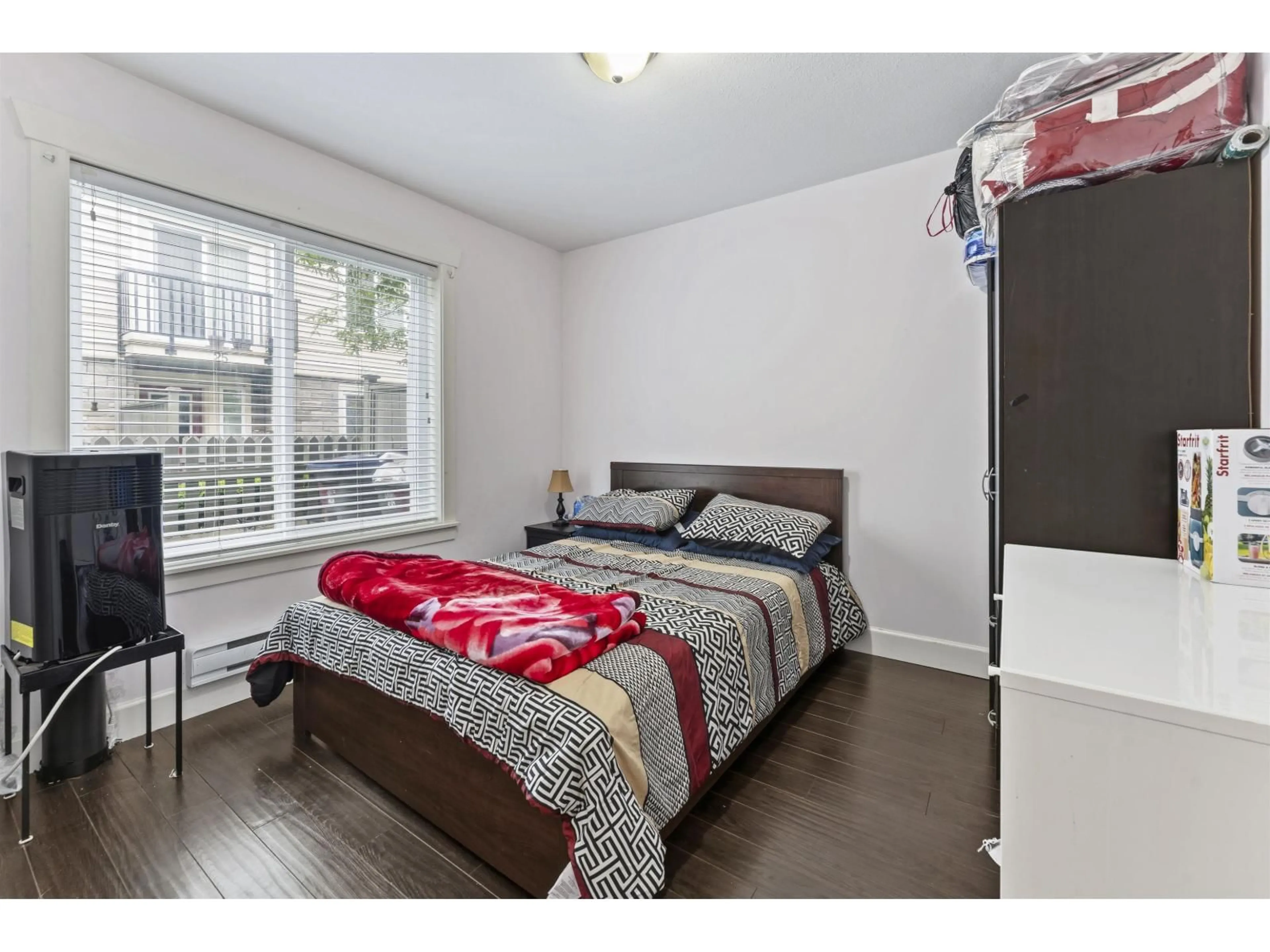 A pic of a room for 7 - 14338 103 AVENUE, Surrey British Columbia V3T0J1