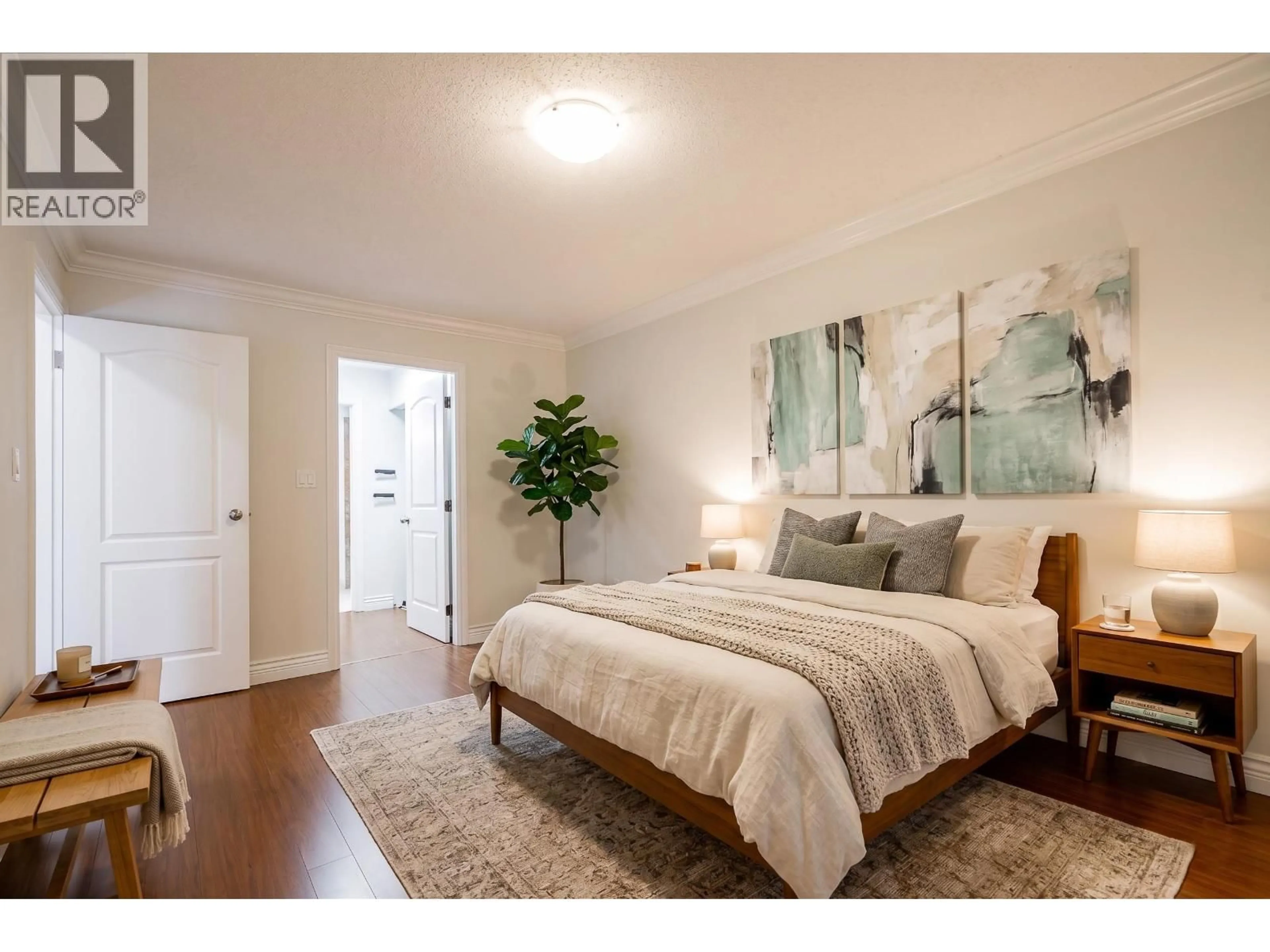 Bedroom with bed, unknown for 301 - 2320 40TH AVENUE, Vancouver British Columbia V6M4H6