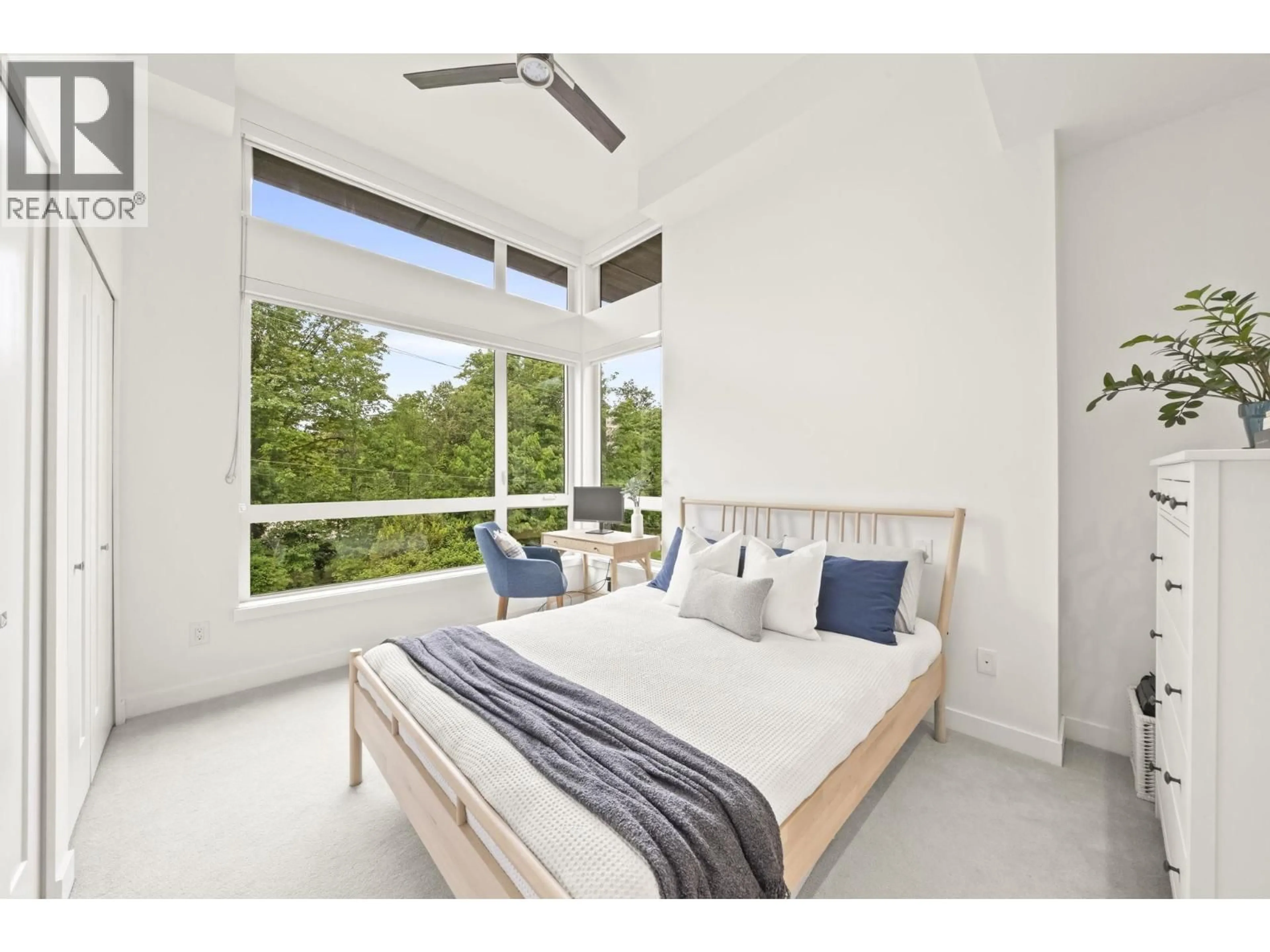 Bedroom with bed, unknown for 7 - 856 ORWELL STREET, North Vancouver British Columbia V7J0C2