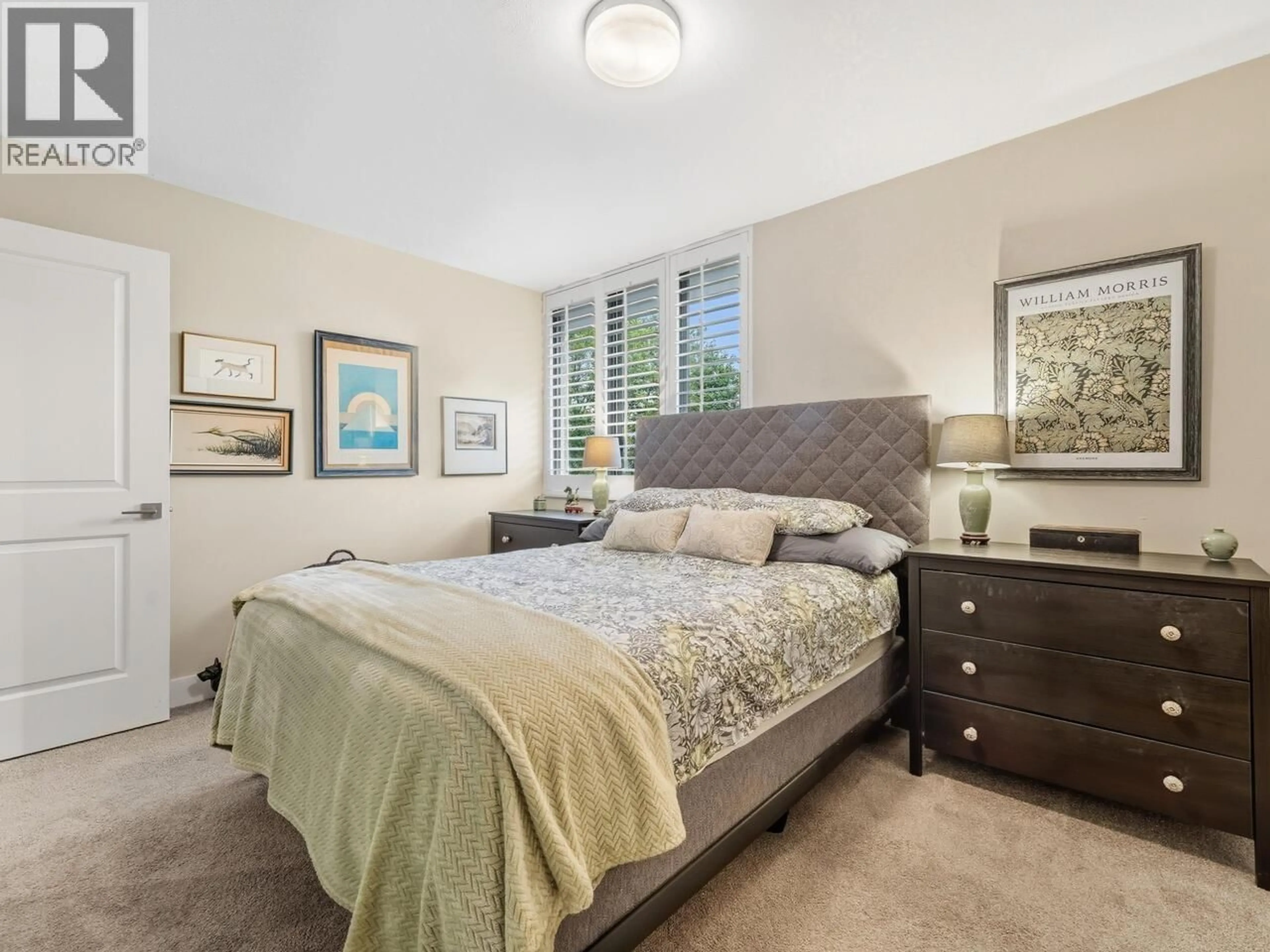 Bedroom with bed, carpet floor for 521 - 666 LEG IN BOOT SQUARE, Vancouver British Columbia V5Z4A4
