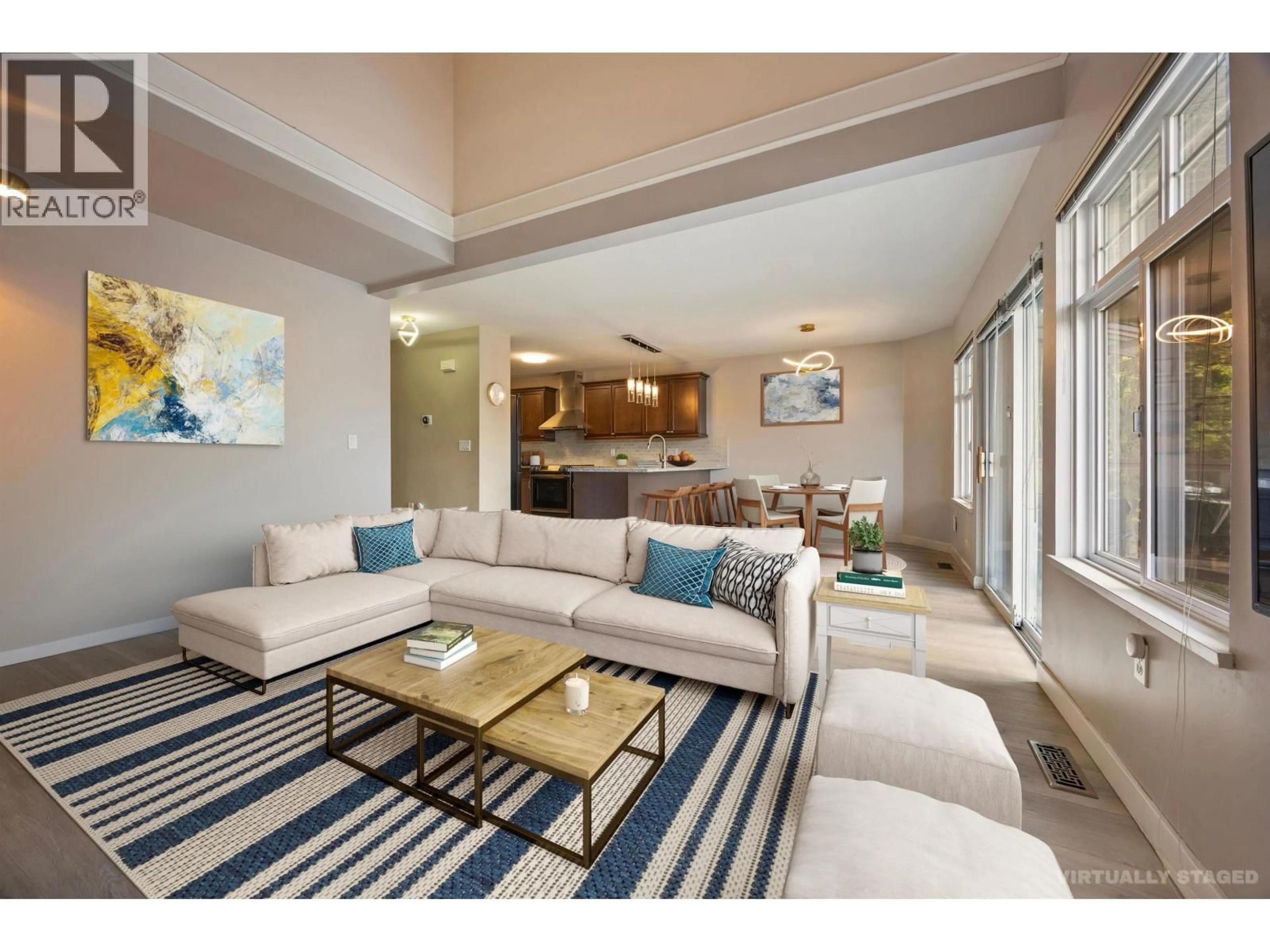 Living room with furniture, unknown for 7 - 5201 OAKMOUNT CRESCENT, Burnaby British Columbia V5H4S8