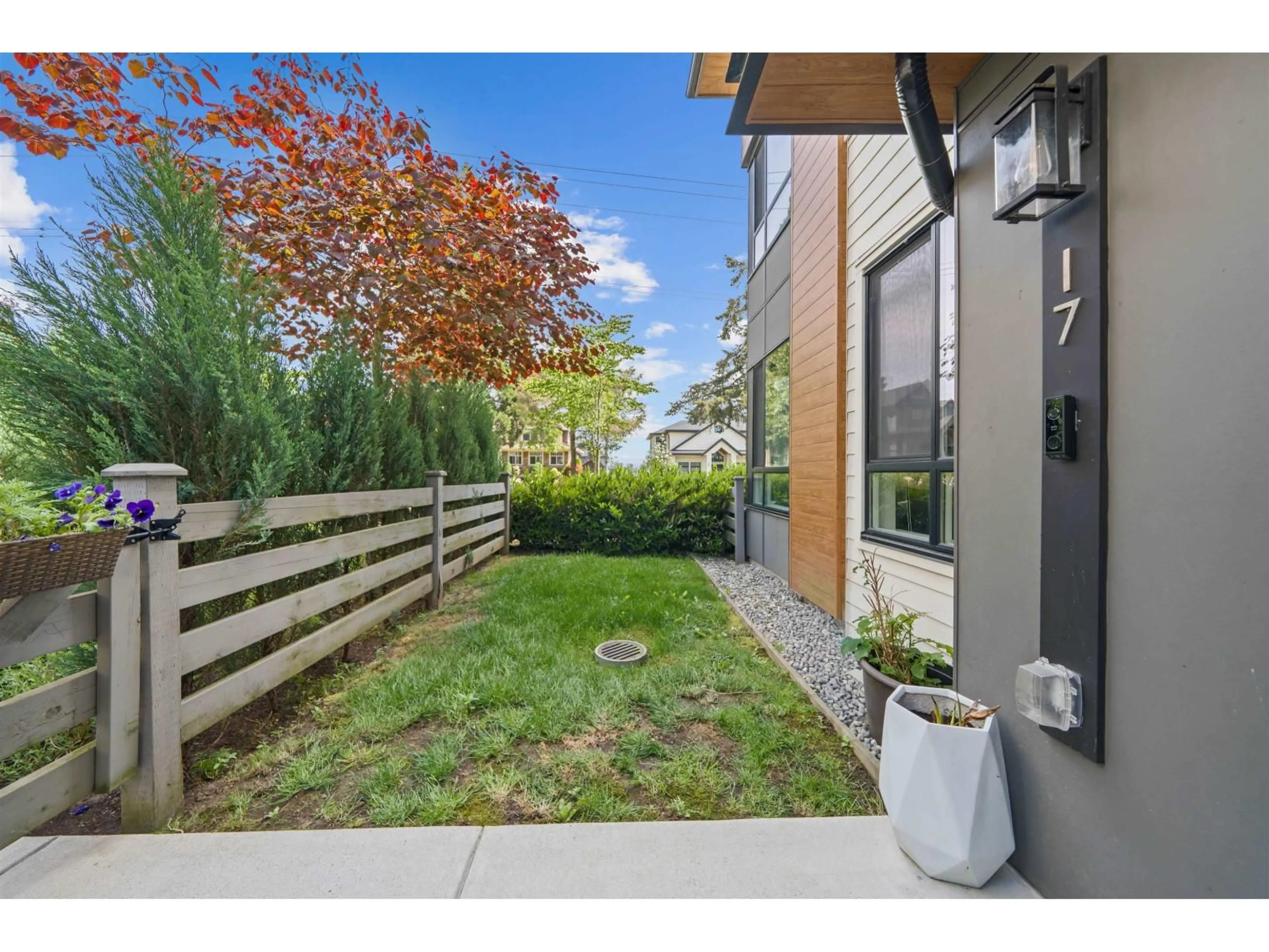 Patio, street for 17 - 15151 EDMUND DRIVE, Surrey British Columbia V3S0B2