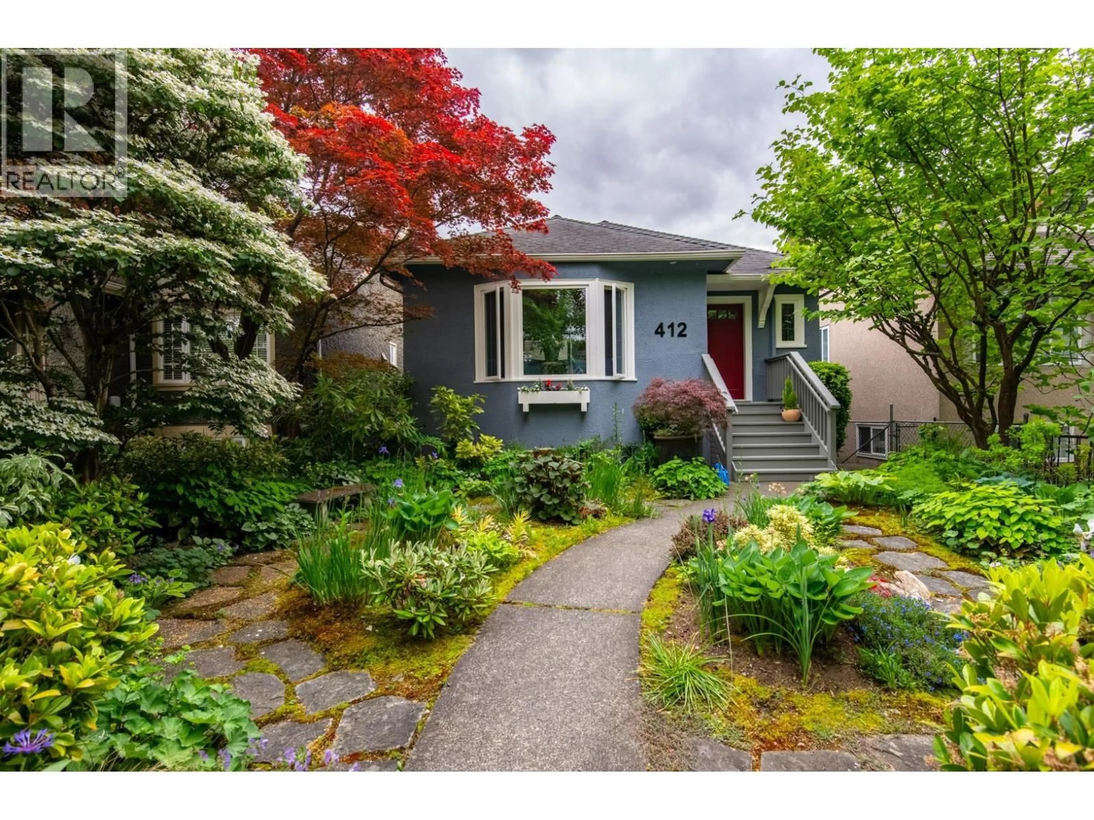 Home with vinyl exterior material, street for 412 21ST AVENUE, Vancouver British Columbia V5Y2E7