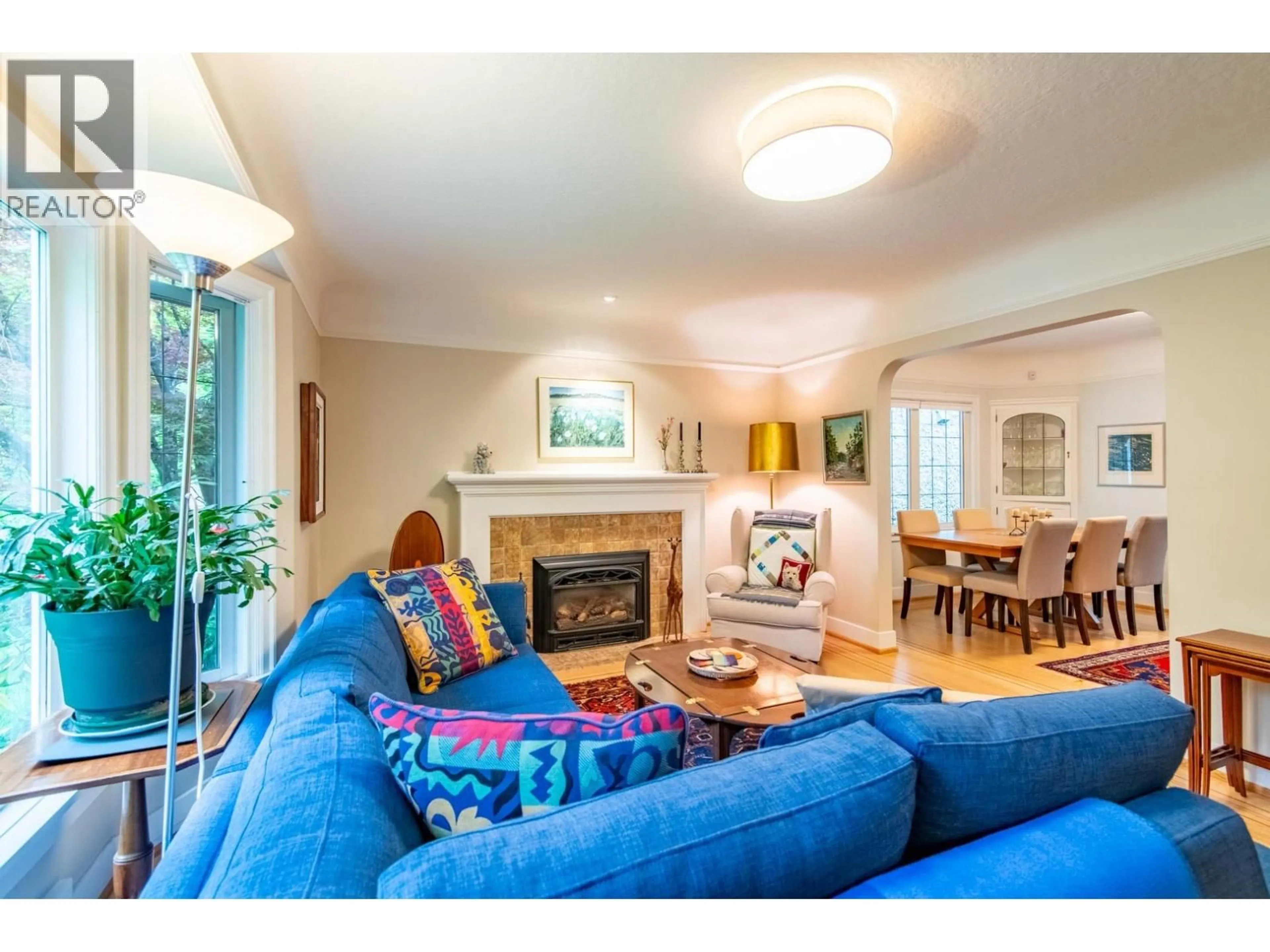 Living room with furniture, unknown for 412 21ST AVENUE, Vancouver British Columbia V5Y2E7