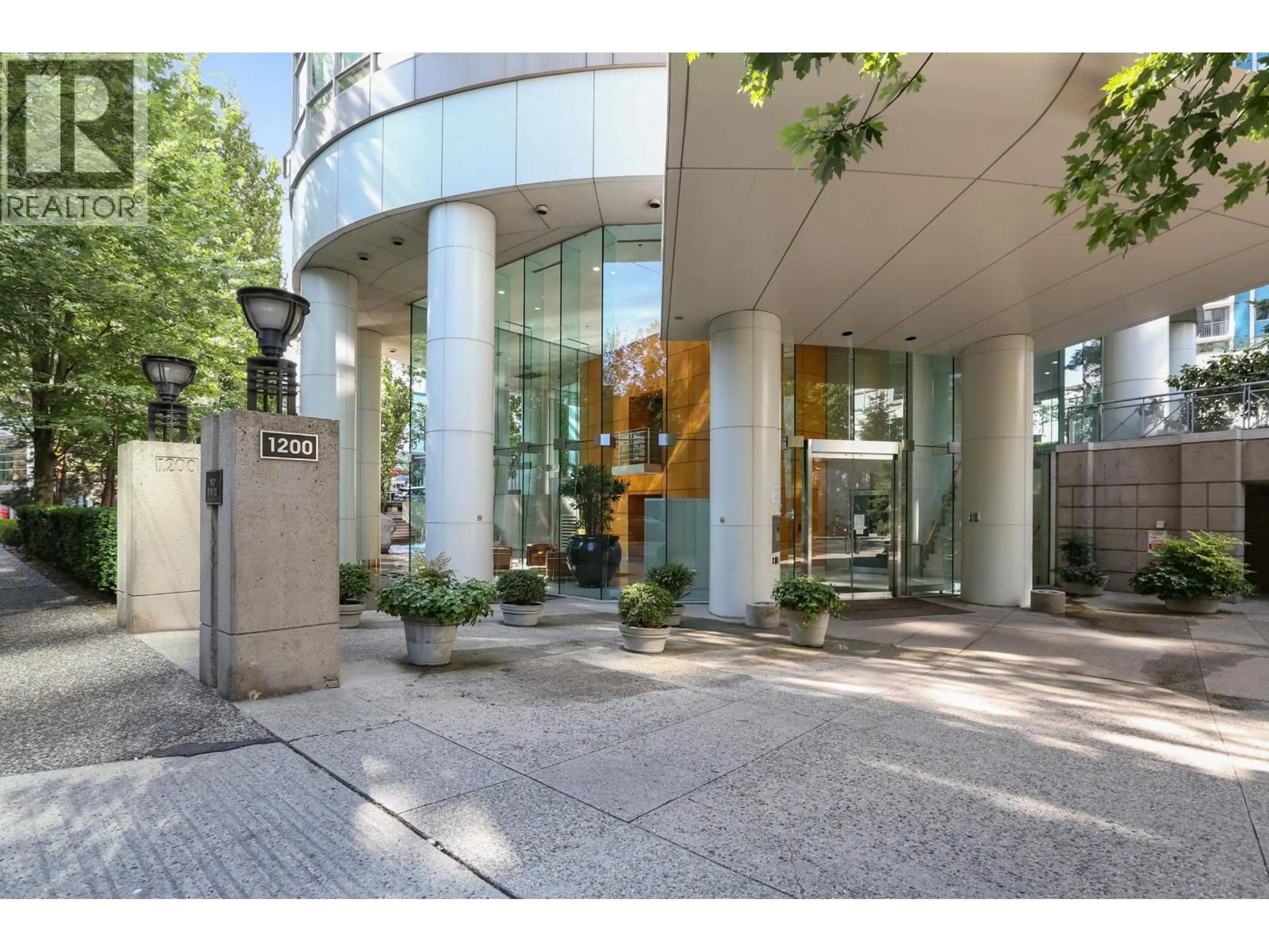 Indoor foyer for 1203 - 1200 ALBERNI STREET, Vancouver British Columbia V6E1A6