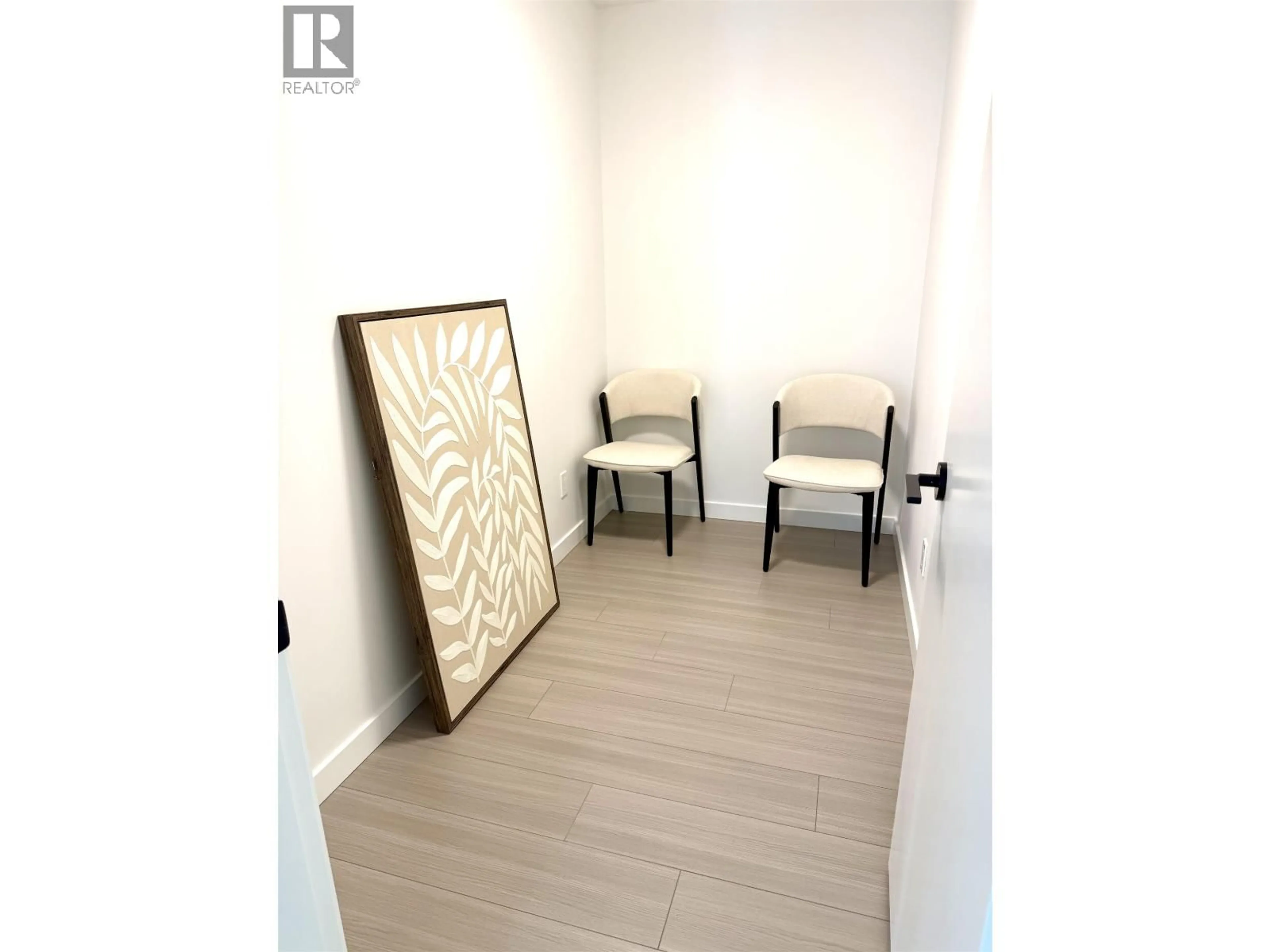 Unknown for 202 - 2277 HAWTHORNE AVENUE, Port Coquitlam British Columbia V3C1W7