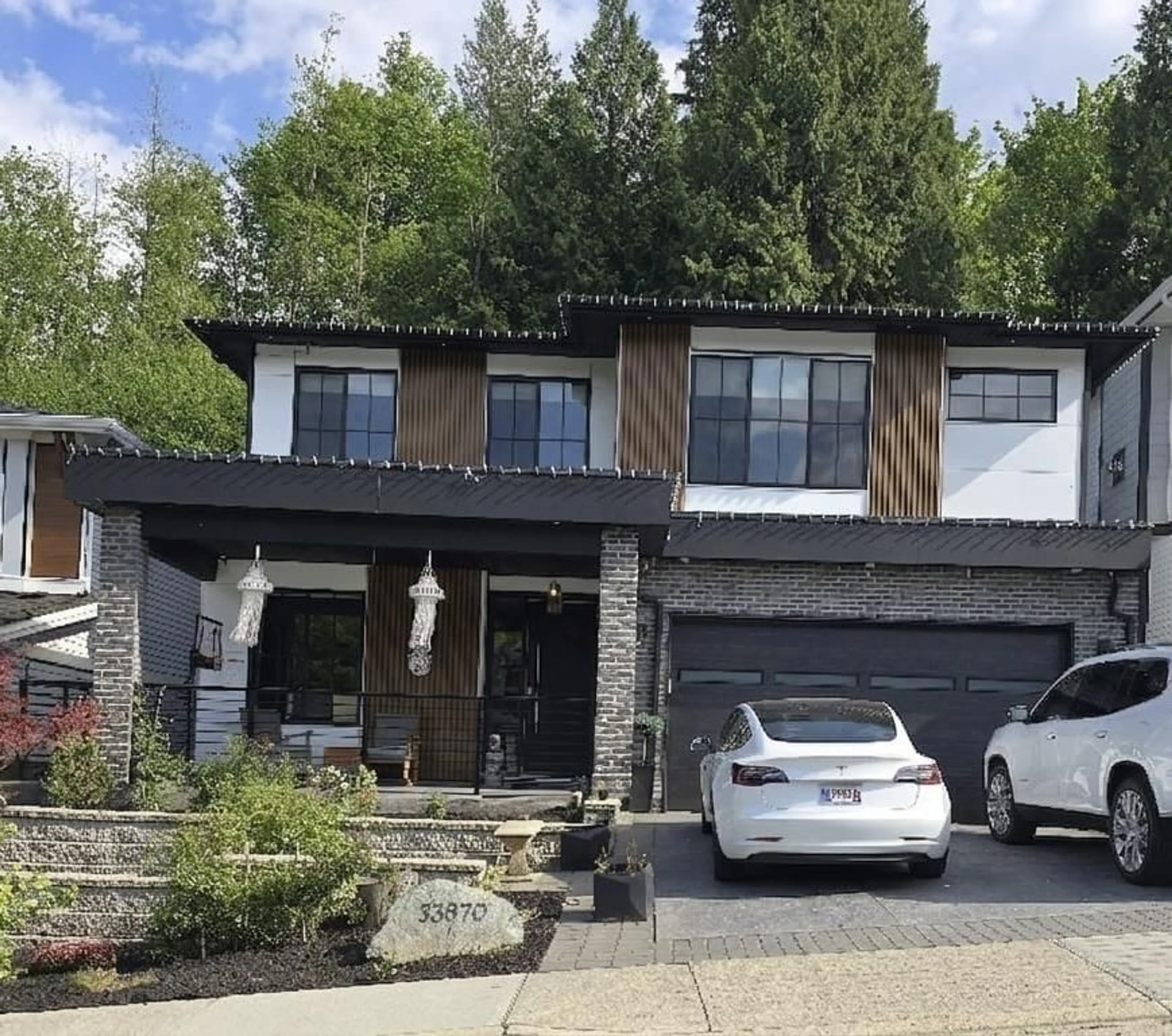 Home with brick exterior material, street for 33970 TOOLEY PLACE, Mission British Columbia V2V0G5