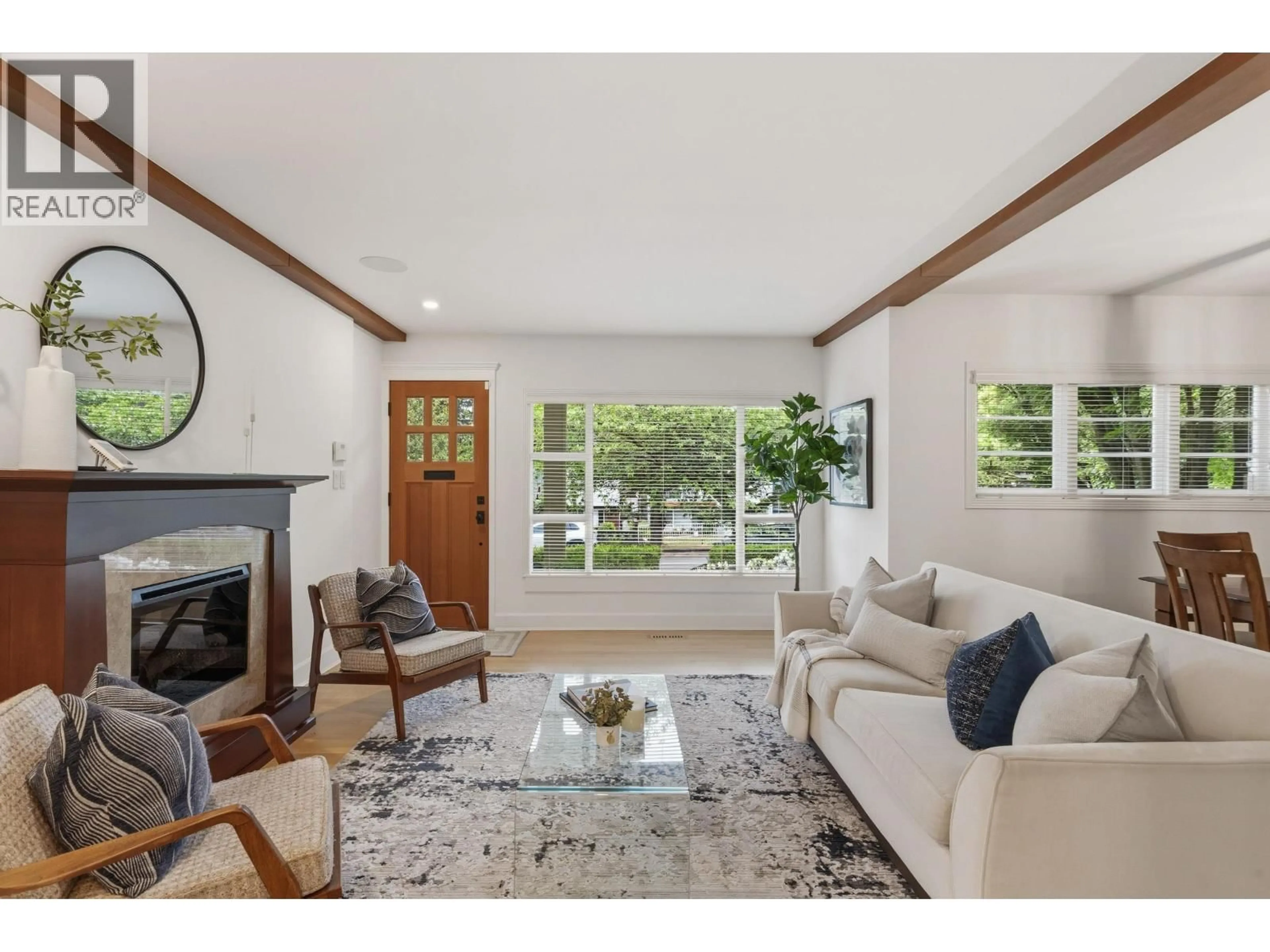 Living room with furniture, unknown for 4467 ST. GEORGE STREET, Vancouver British Columbia V5V4A5