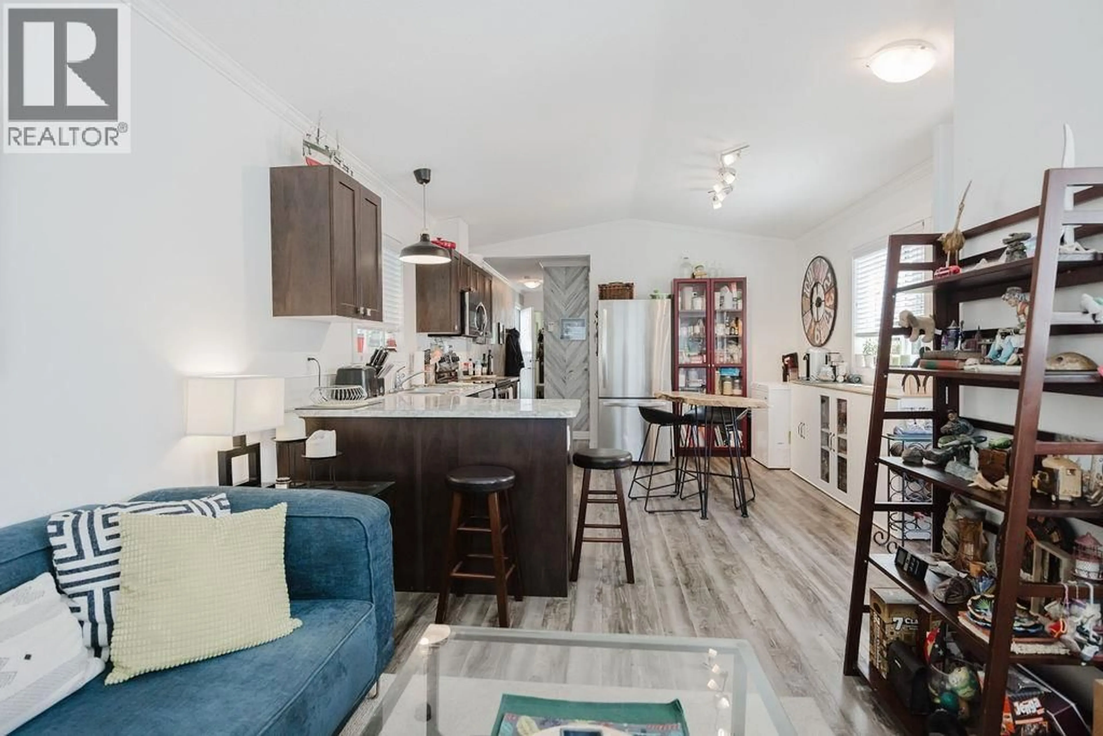 Open concept kitchen, unknown for 13 - 4496 SUNSHINE COAST HIGHWAY, Sechelt British Columbia V7Z0C3