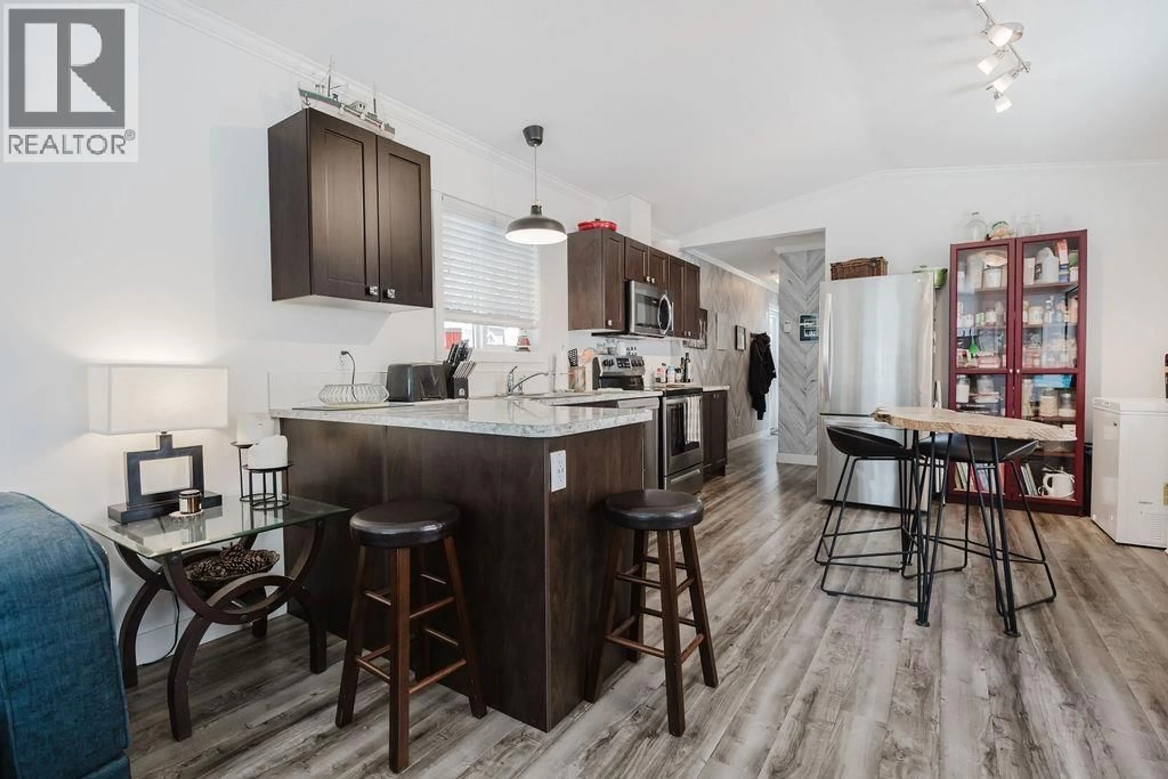 Open concept kitchen, unknown for 13 - 4496 SUNSHINE COAST HIGHWAY, Sechelt British Columbia V7Z0C3