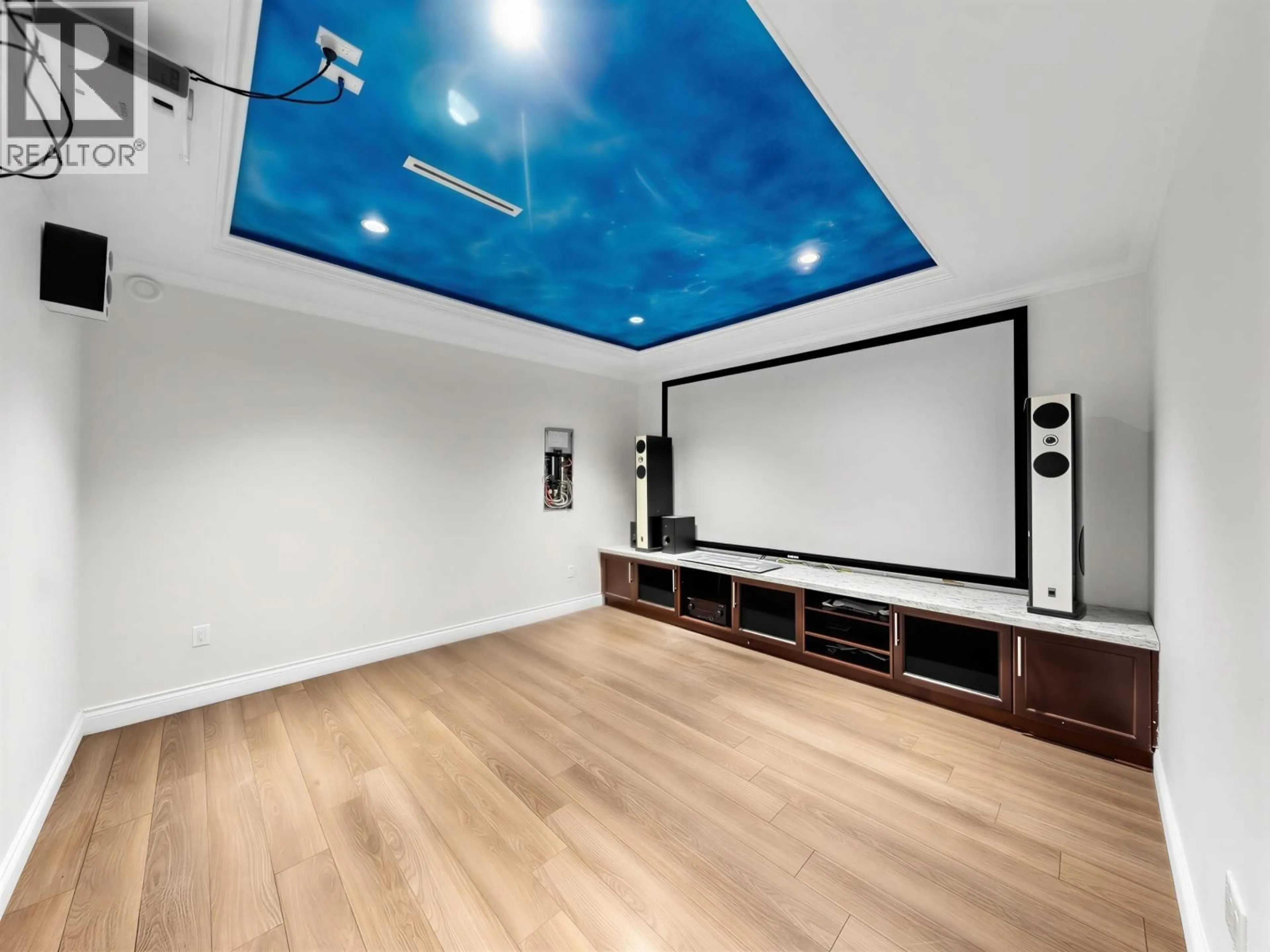 Home theater for 3789 CLINTON STREET, Burnaby British Columbia V5J2J9